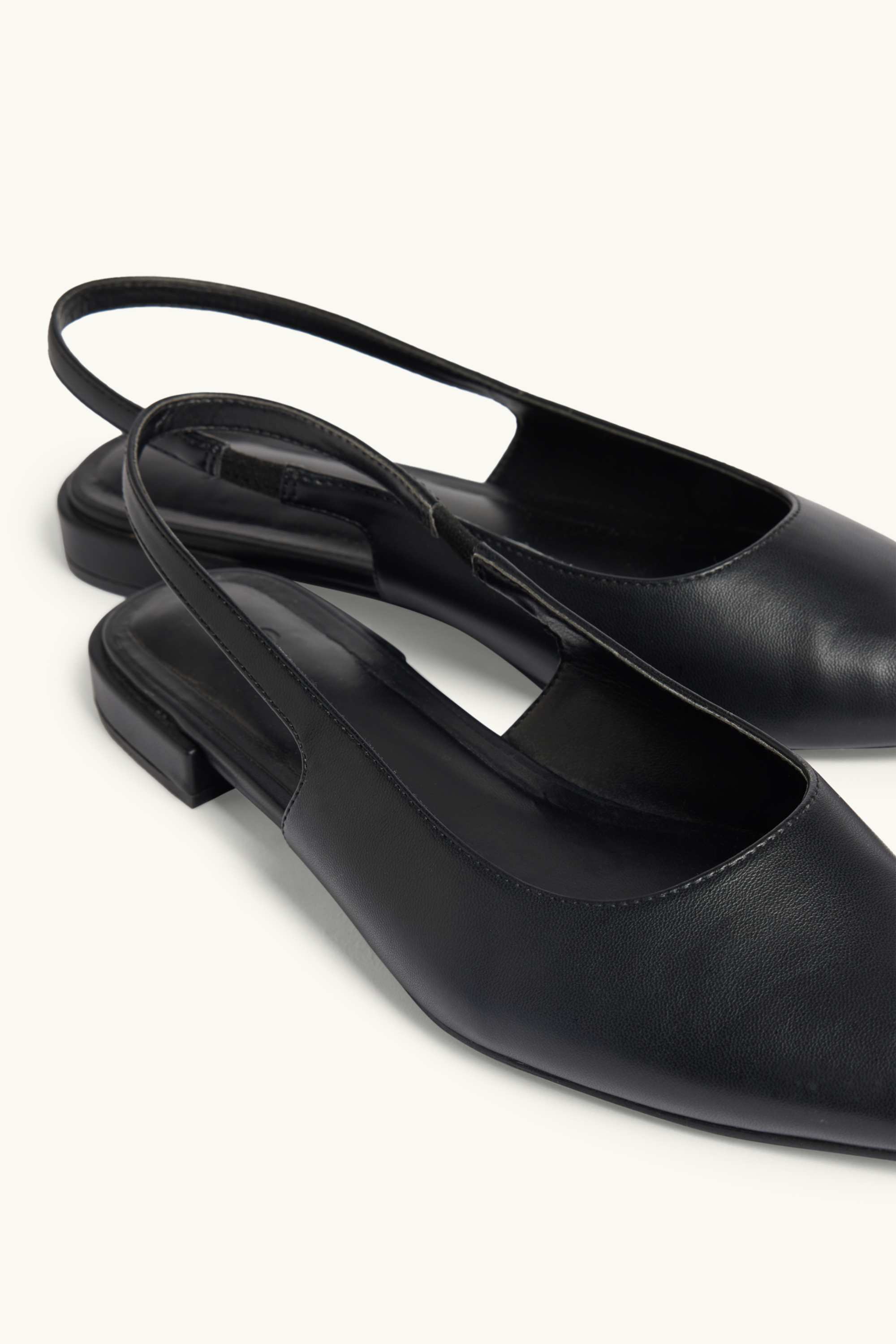 Sandals - faux leather - shiny black