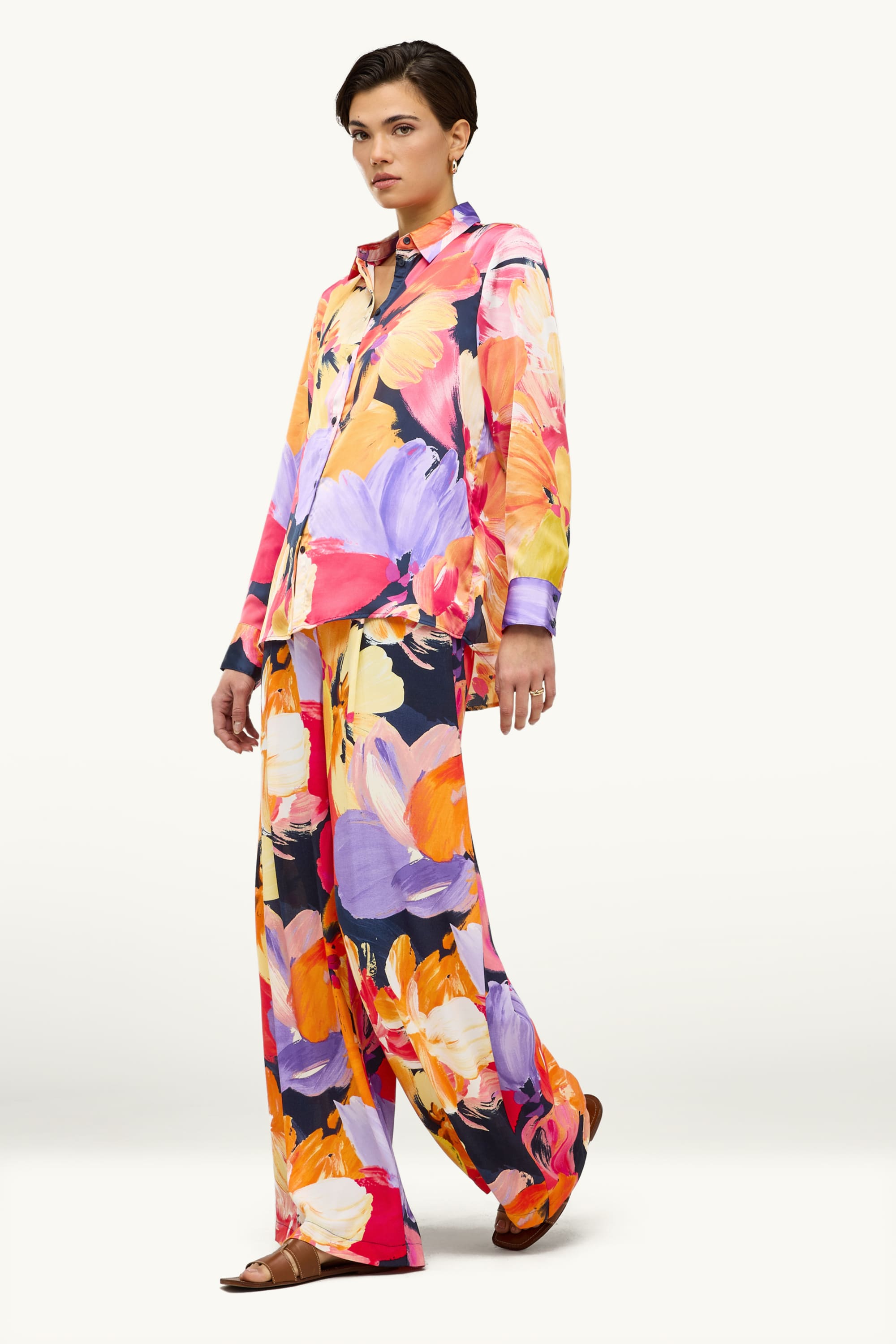 Cloth trousers - high waist - wide leg - floral orange