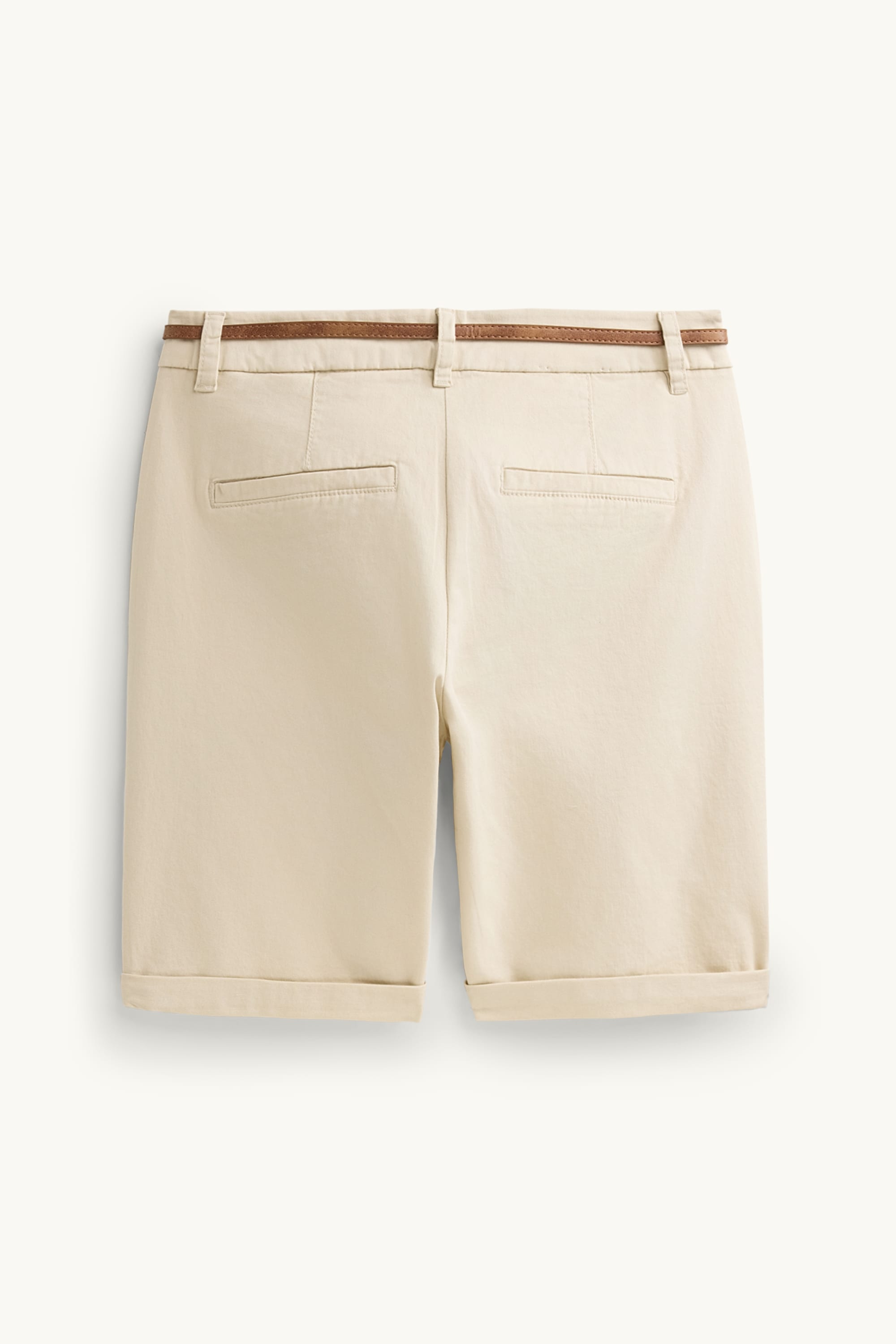 Bermuda shorts with belt - mid-rise waist beige