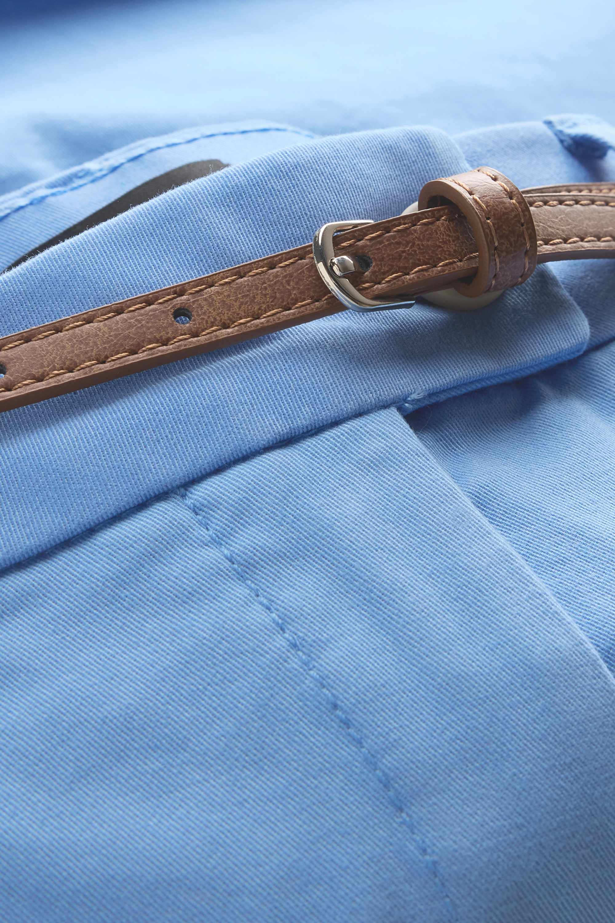 Bermuda shorts with belt - mid-rise waist light blue