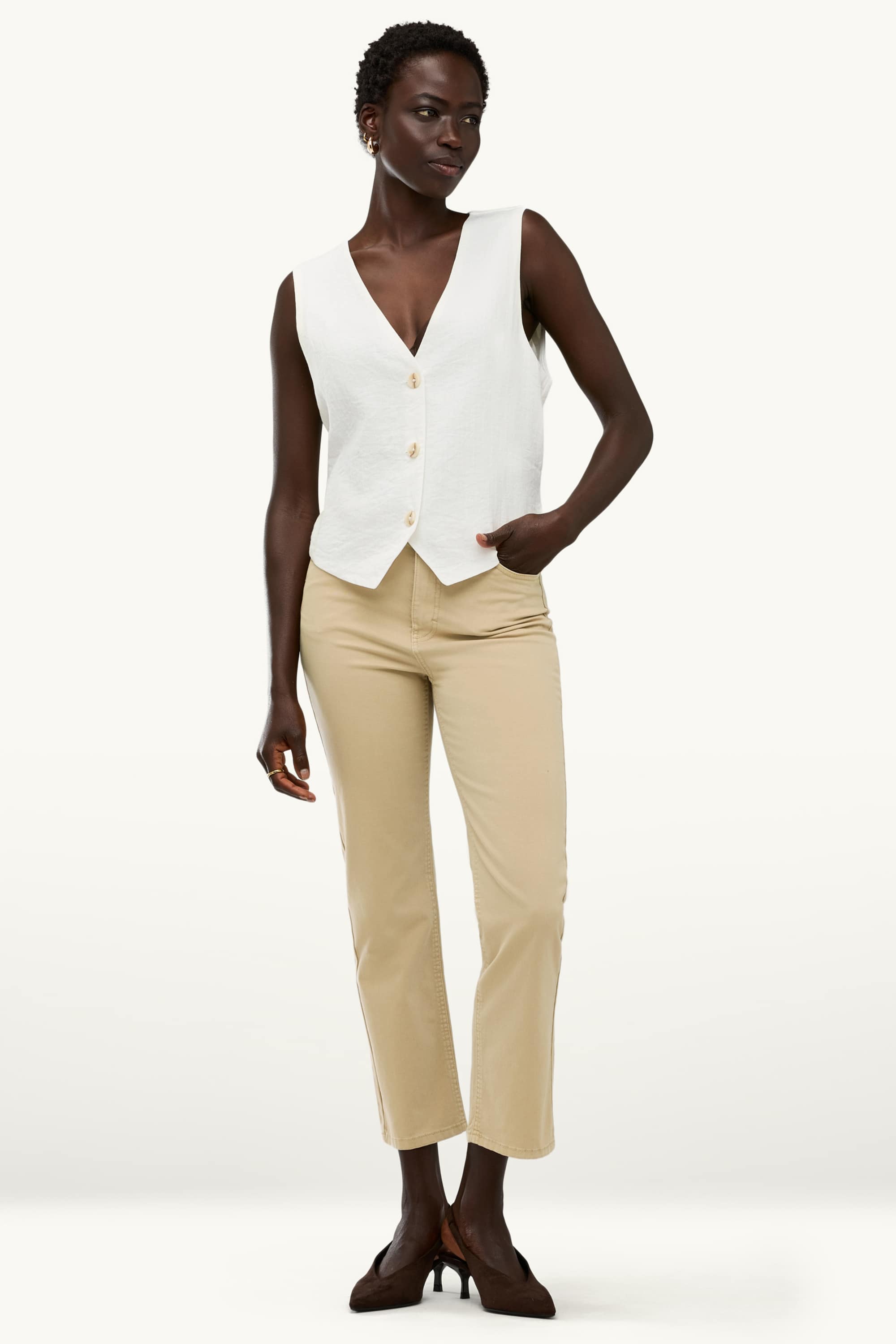 Cloth trousers - mid-rise waist - straight leg beige