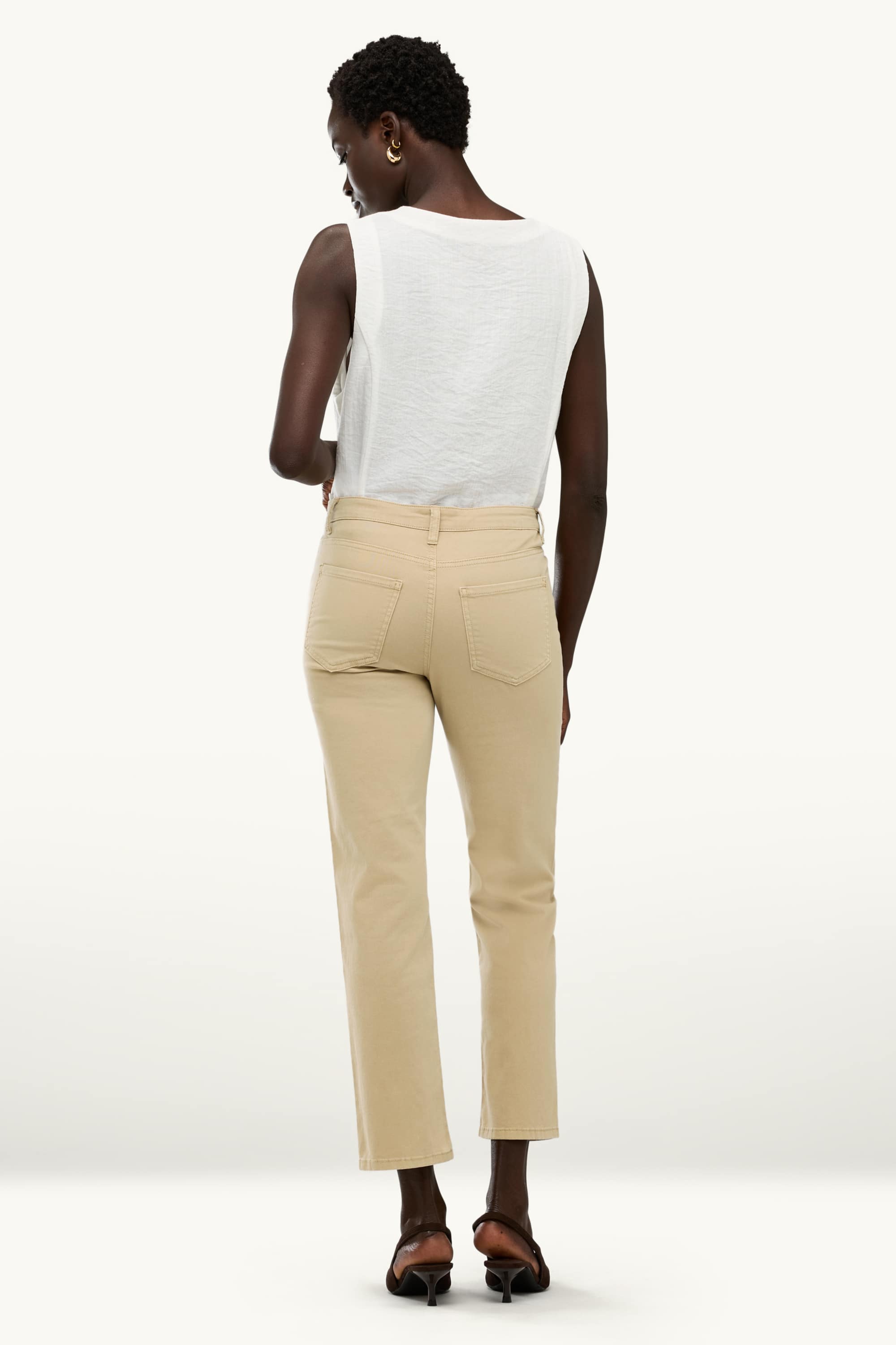 Cloth trousers - mid-rise waist - straight leg beige