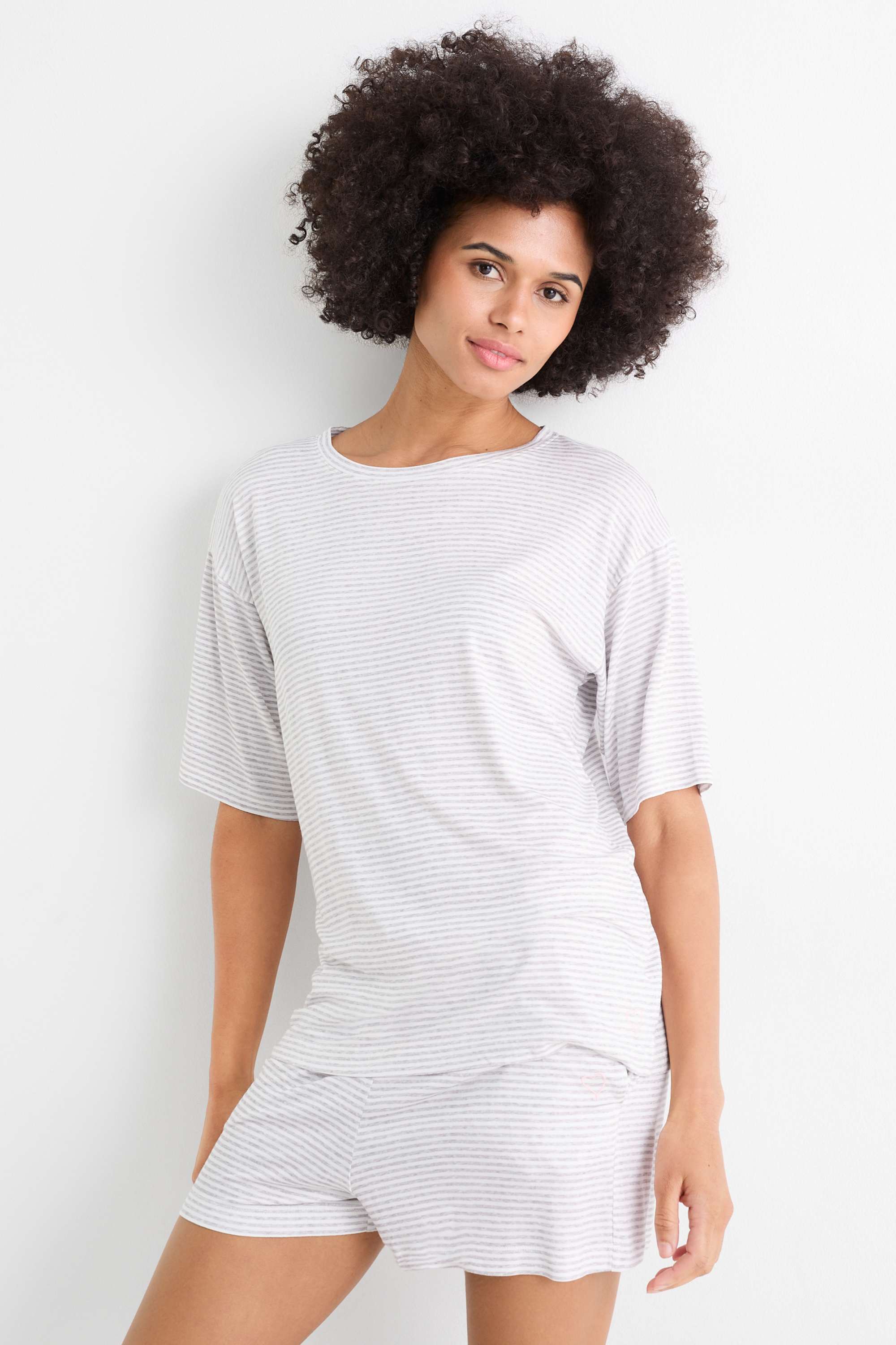 Short viscose pyjamas - striped light gray