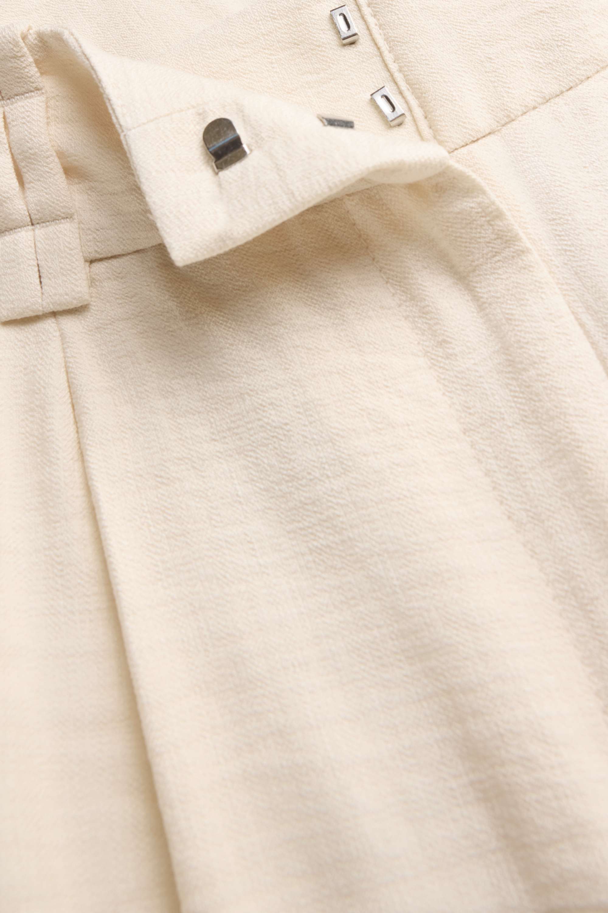 Shorts - high waist creme