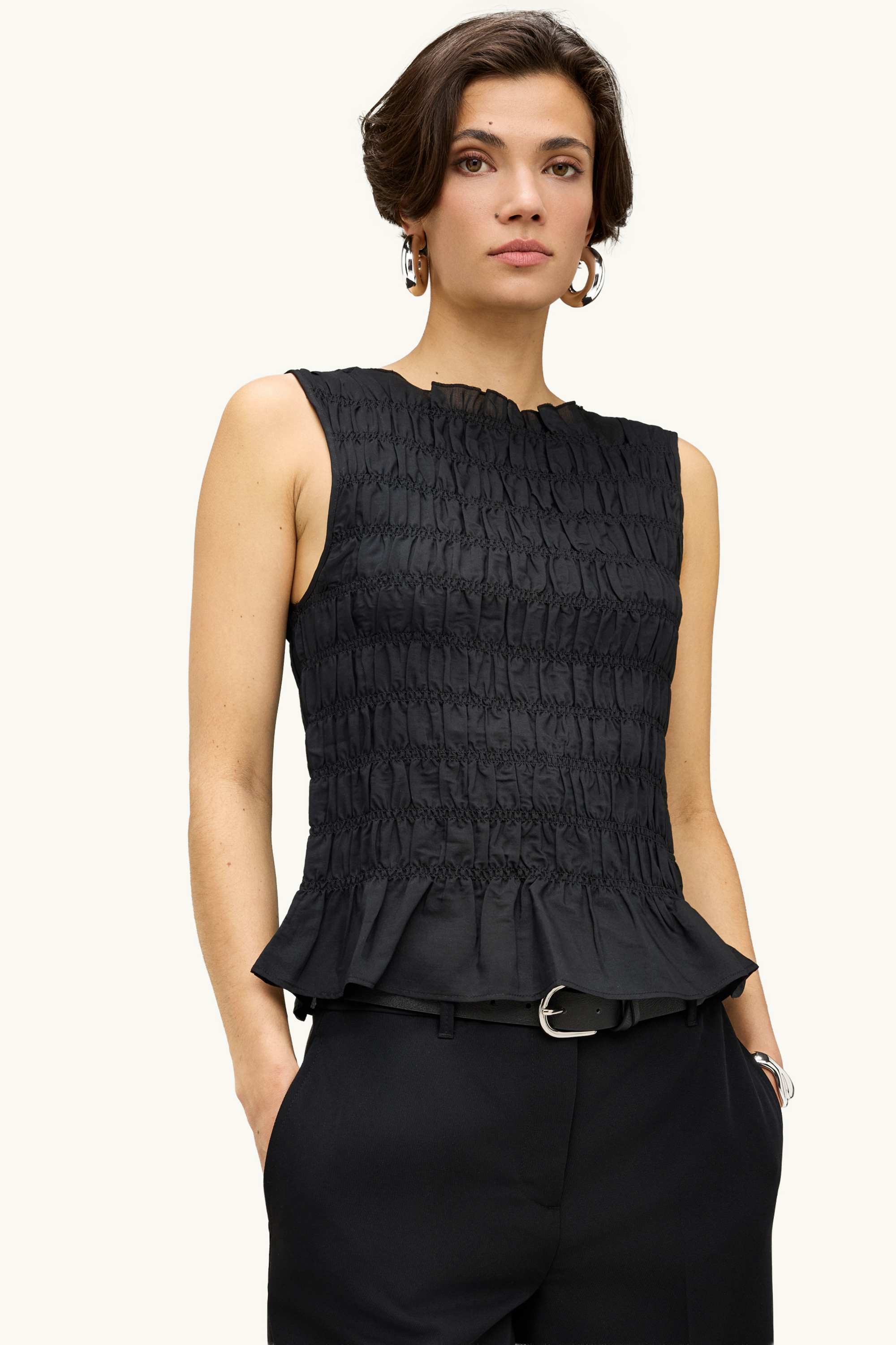 Blouse - smocked black