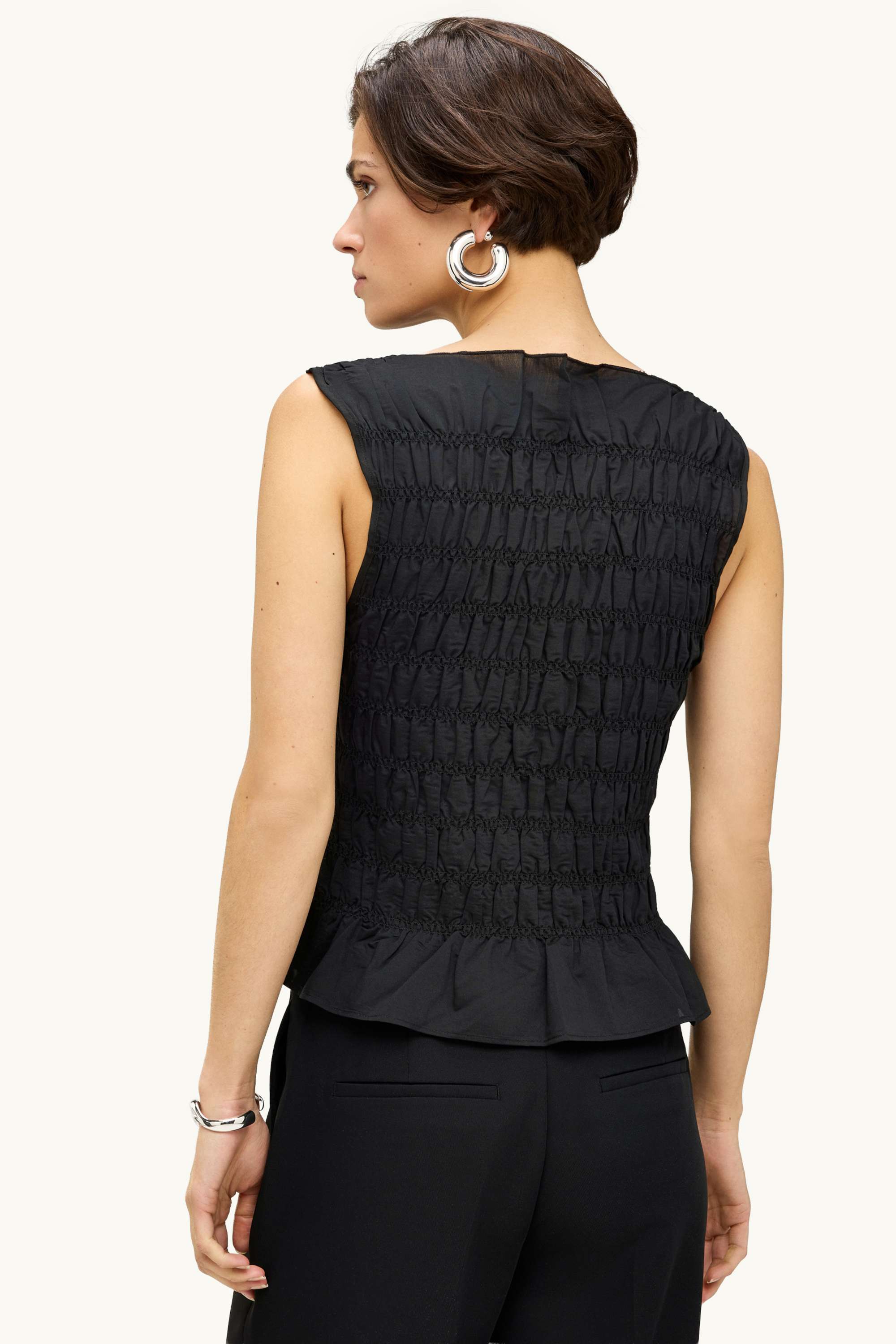 Blouse - smocked black