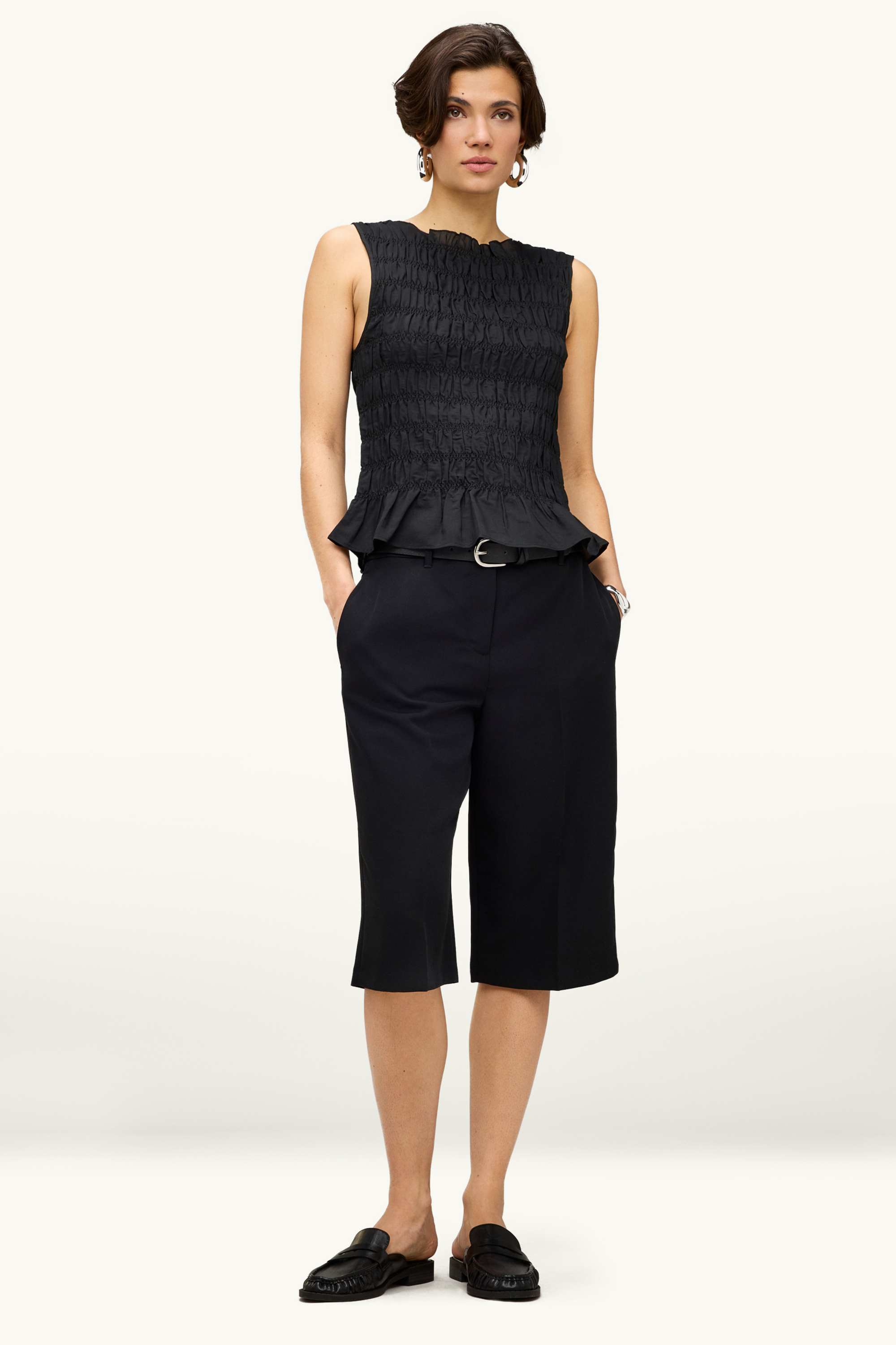 Blouse - smocked black