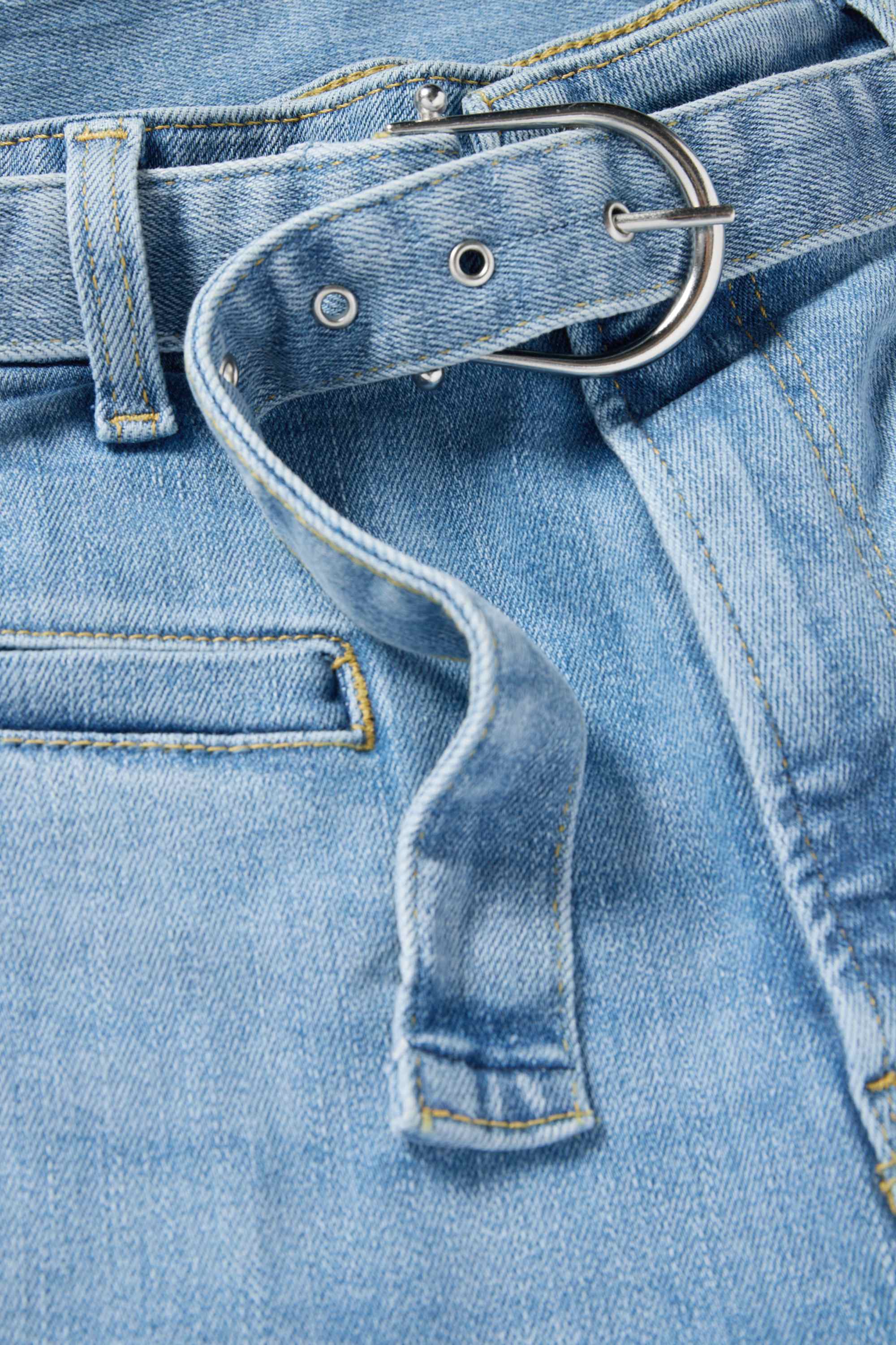 Flared jeans with belt - high waist - LYCRA® light blue