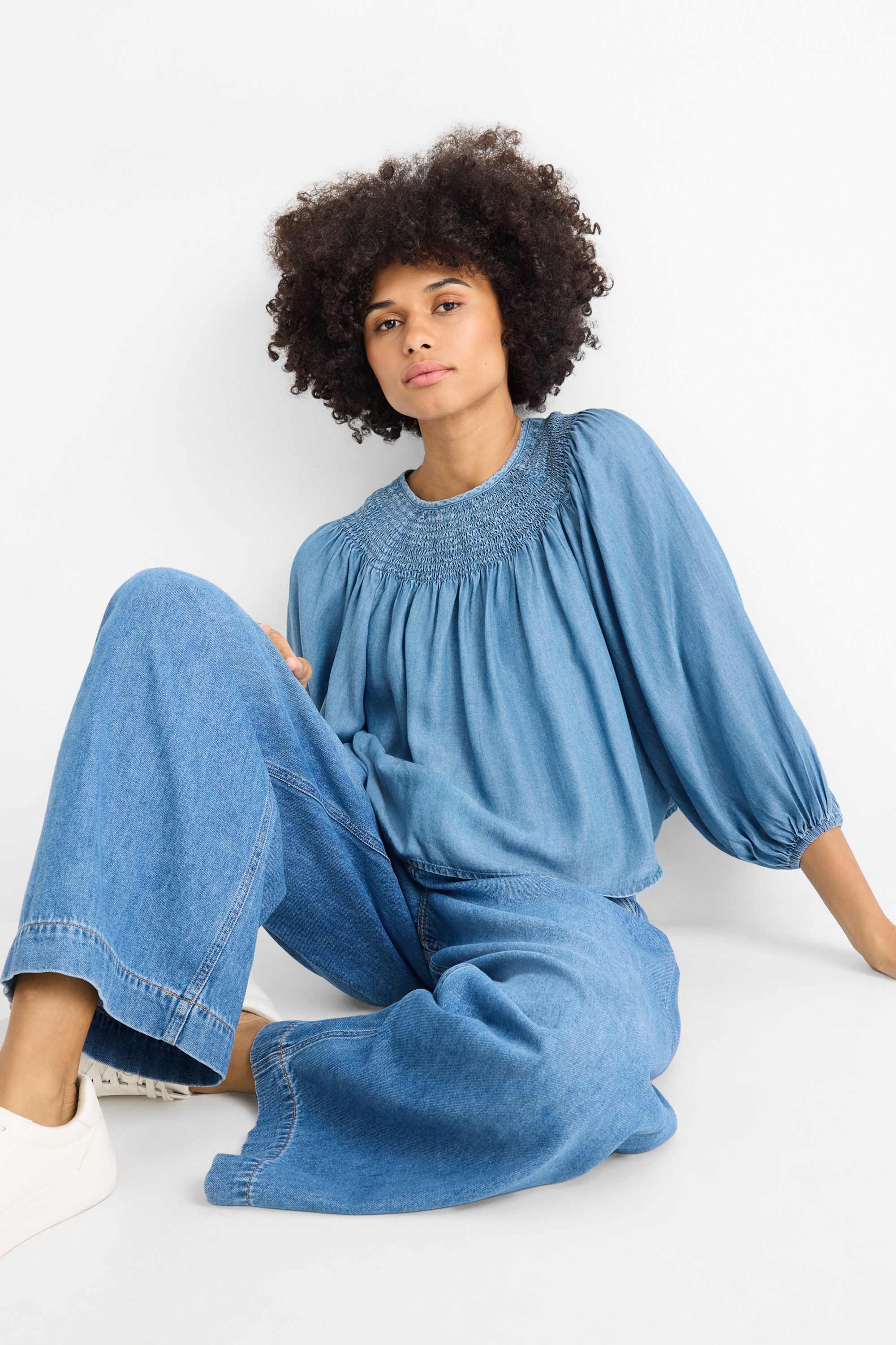 Blouse - denim look - smocked blue