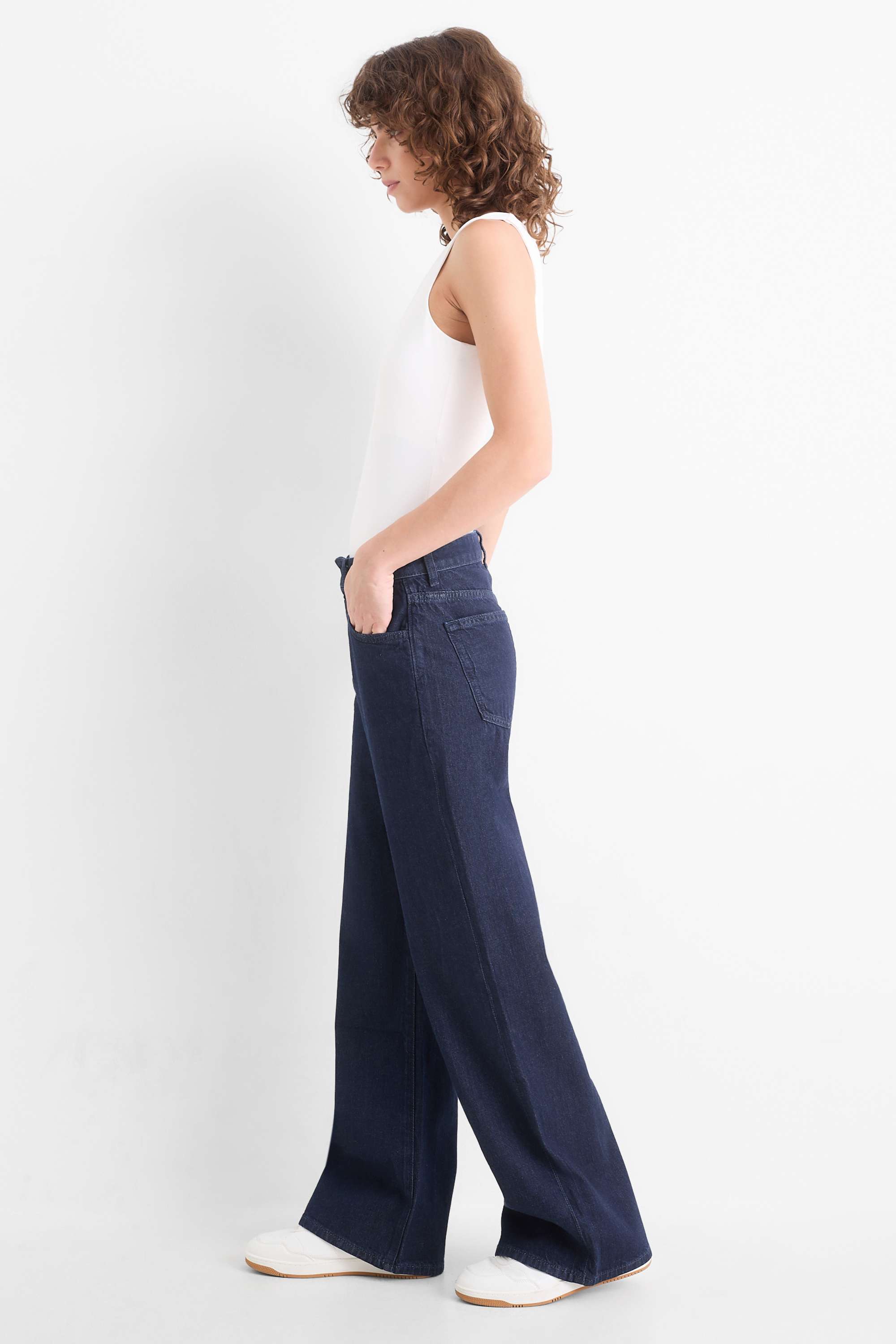 Wide leg jeans - mid-rise waist dark blue