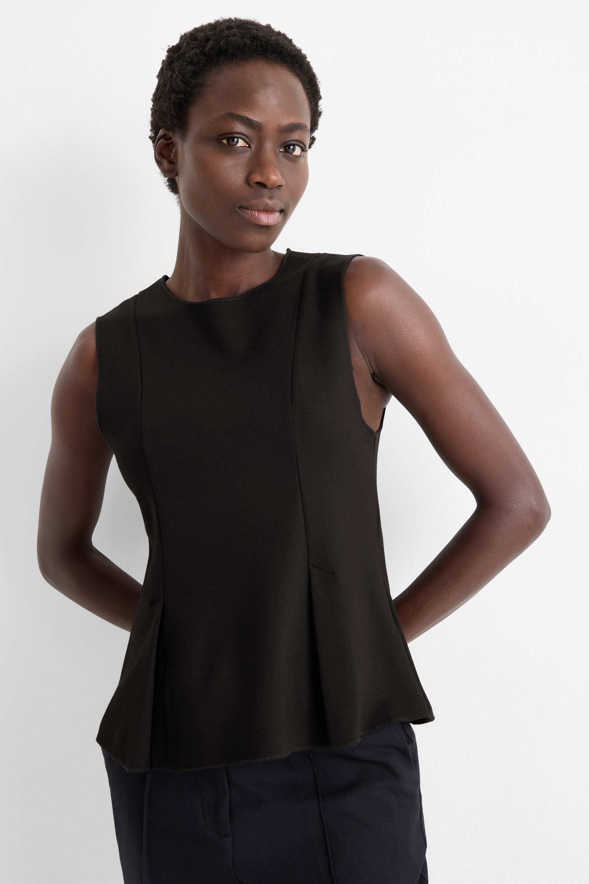 Top black