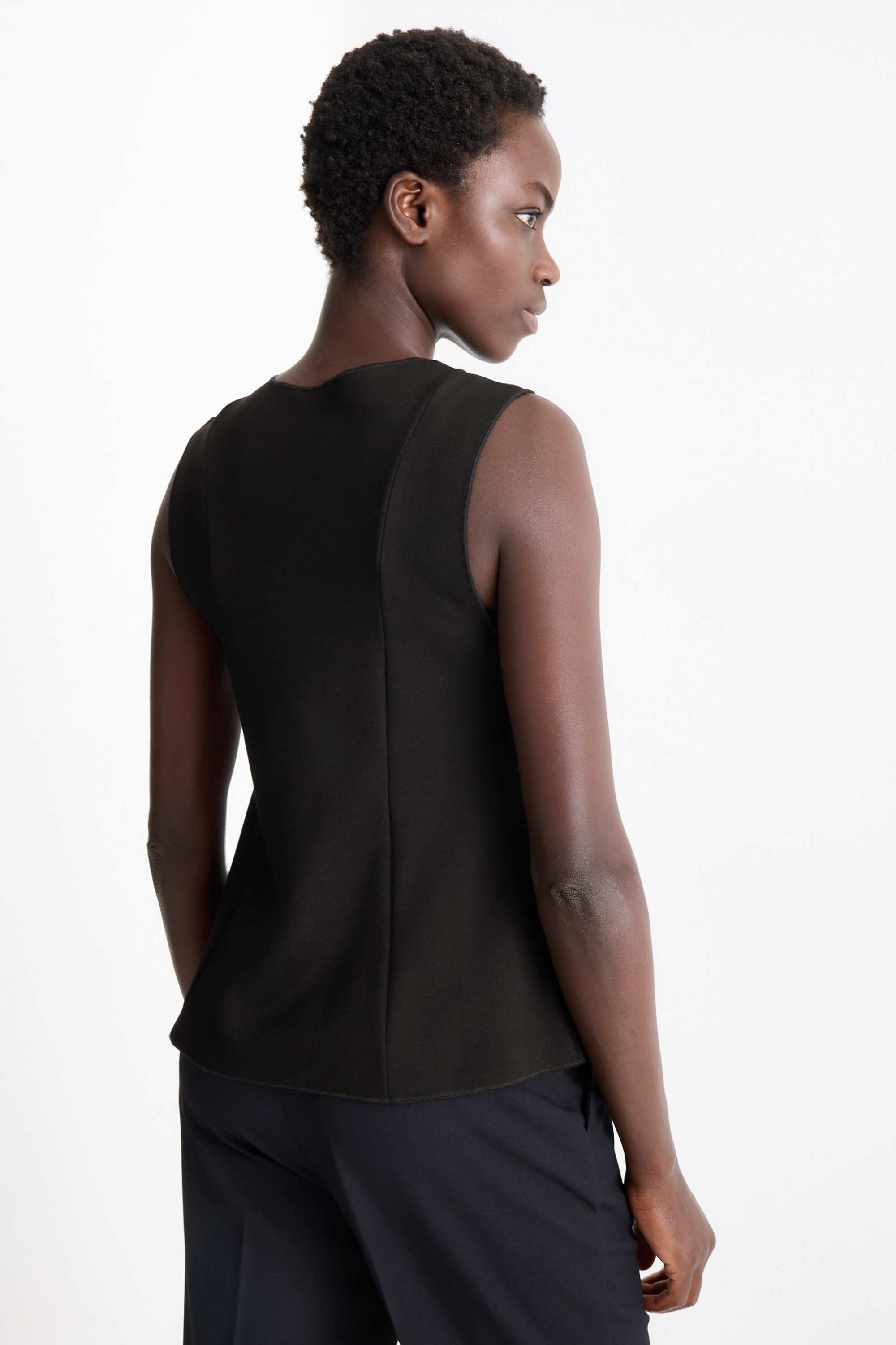 Top black