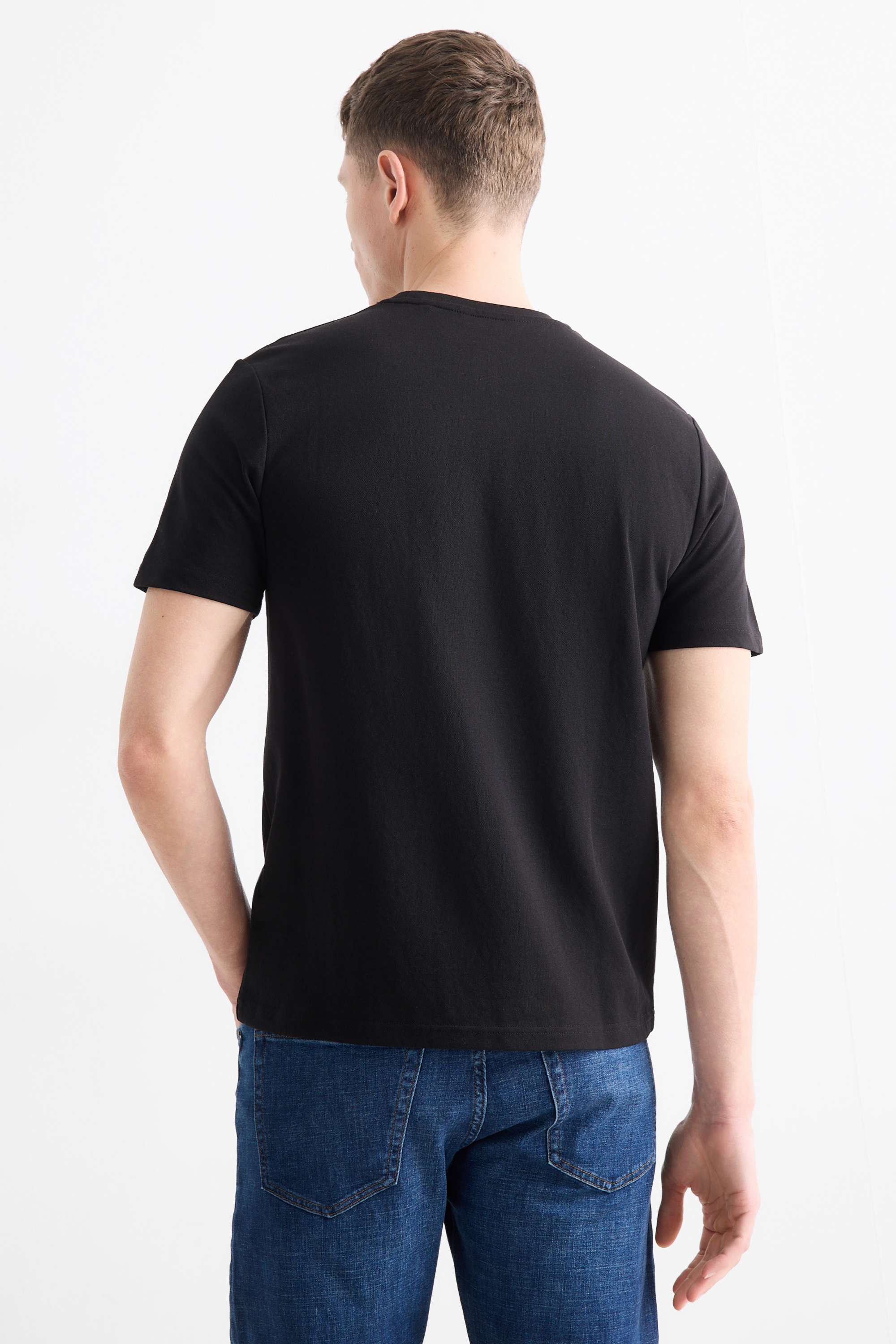 T-shirt - regular fit black