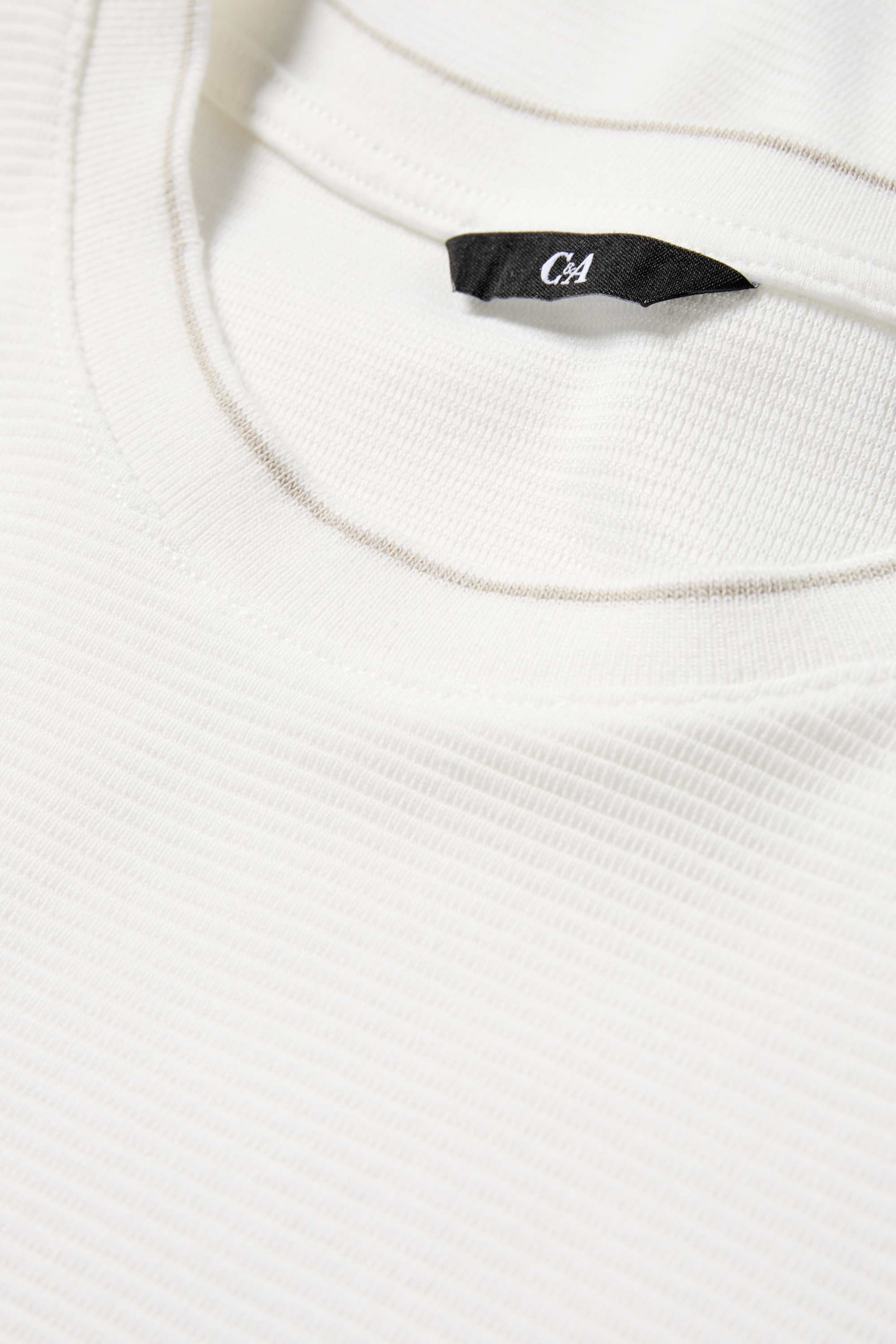 T-shirt - regular fit - textured white