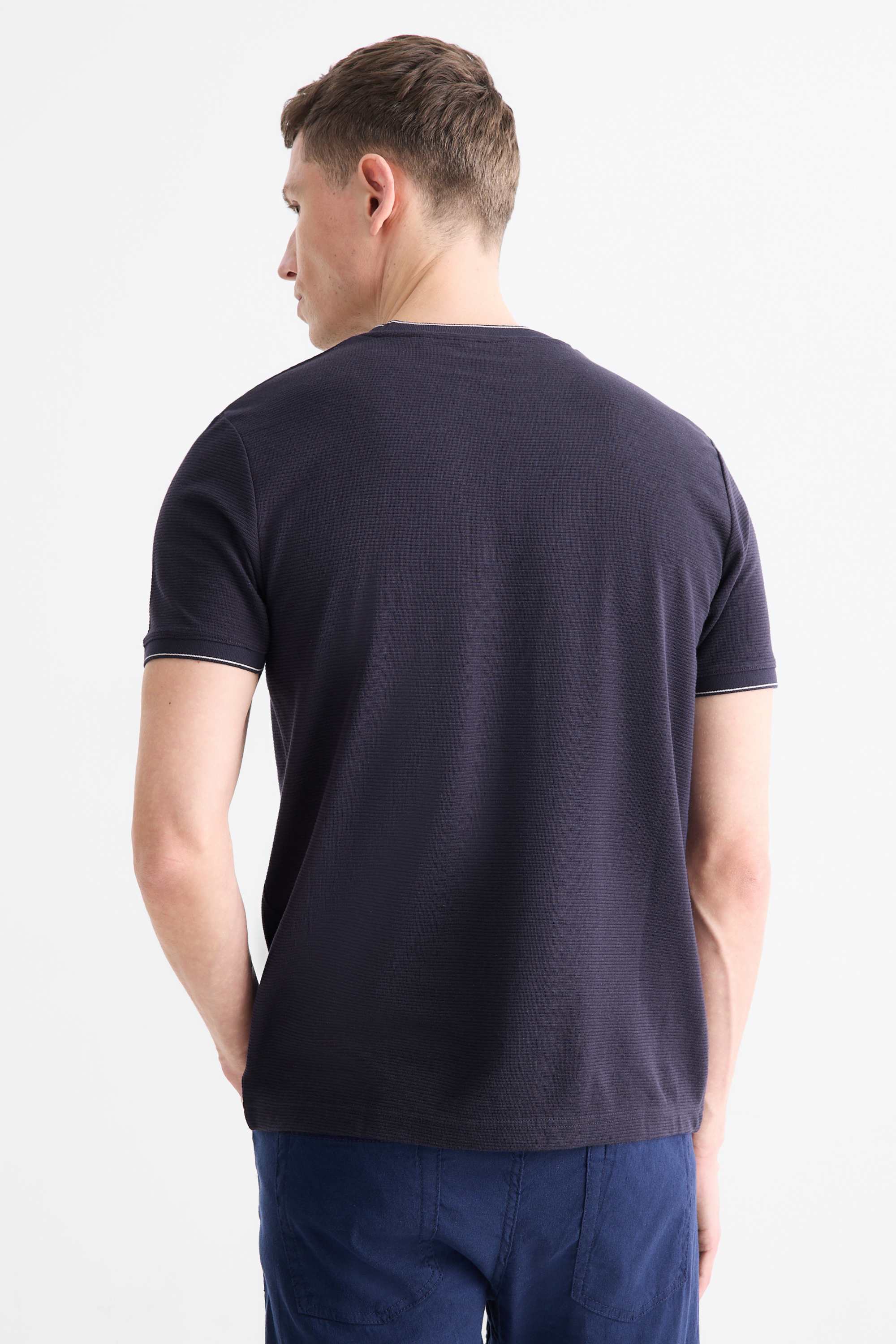 T-shirt - regular fit - textured dark blue