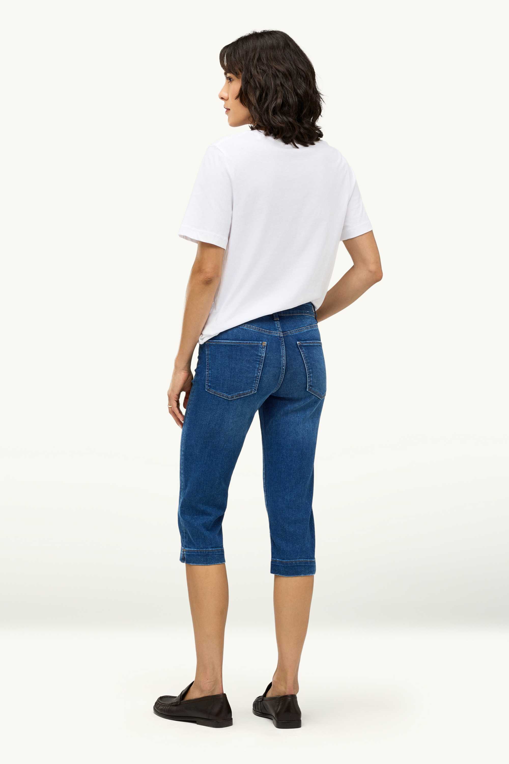Capri jeans - mid-rise waist blue denim