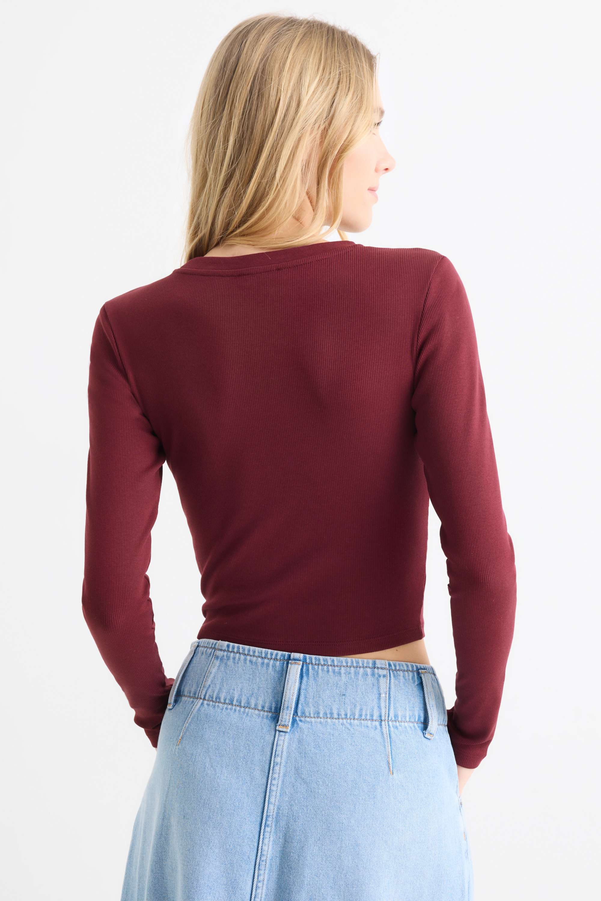 Cropped long sleeve top - slim fit - ribbed bordeaux
