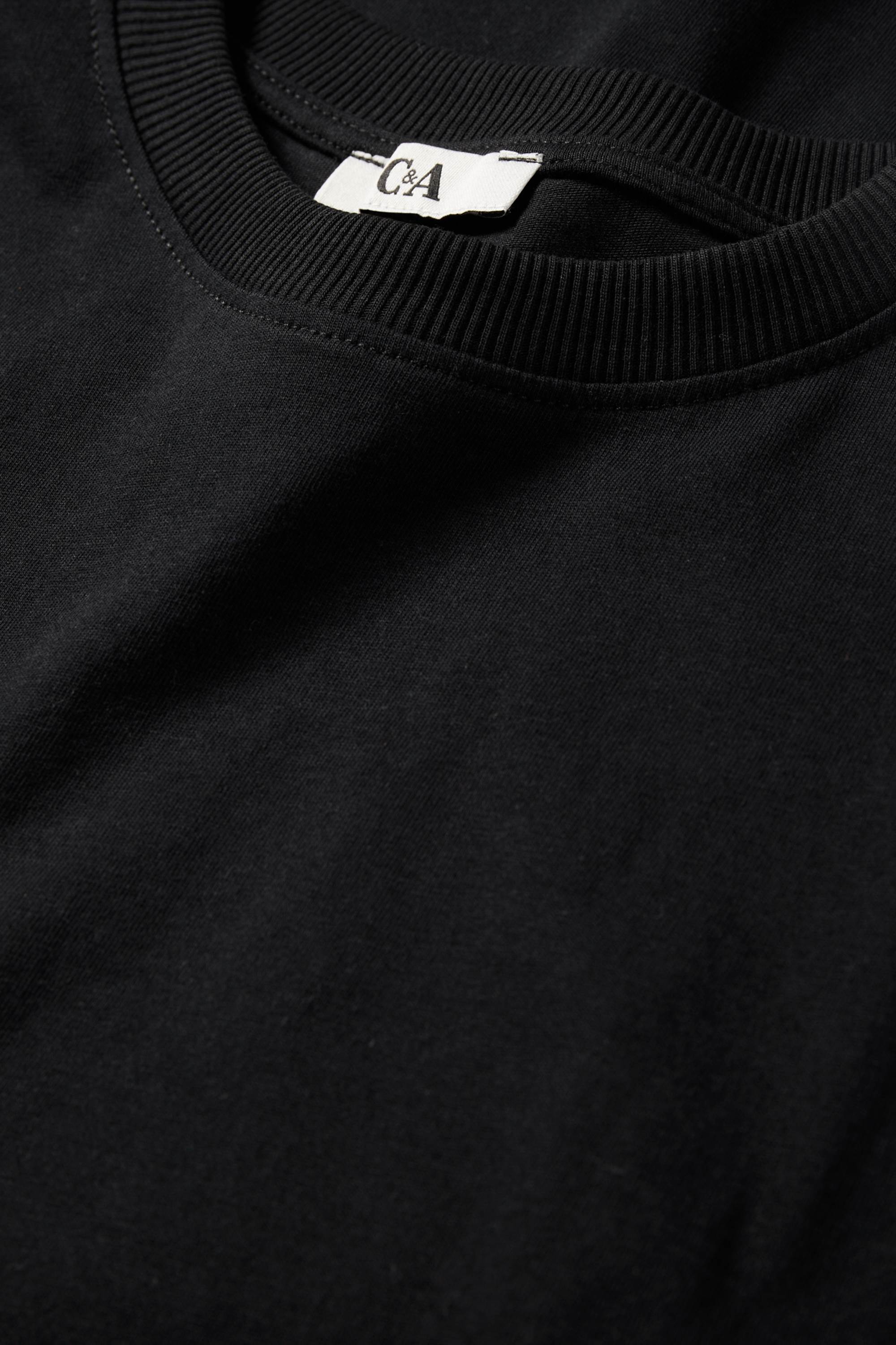 T-shirt - oversized black