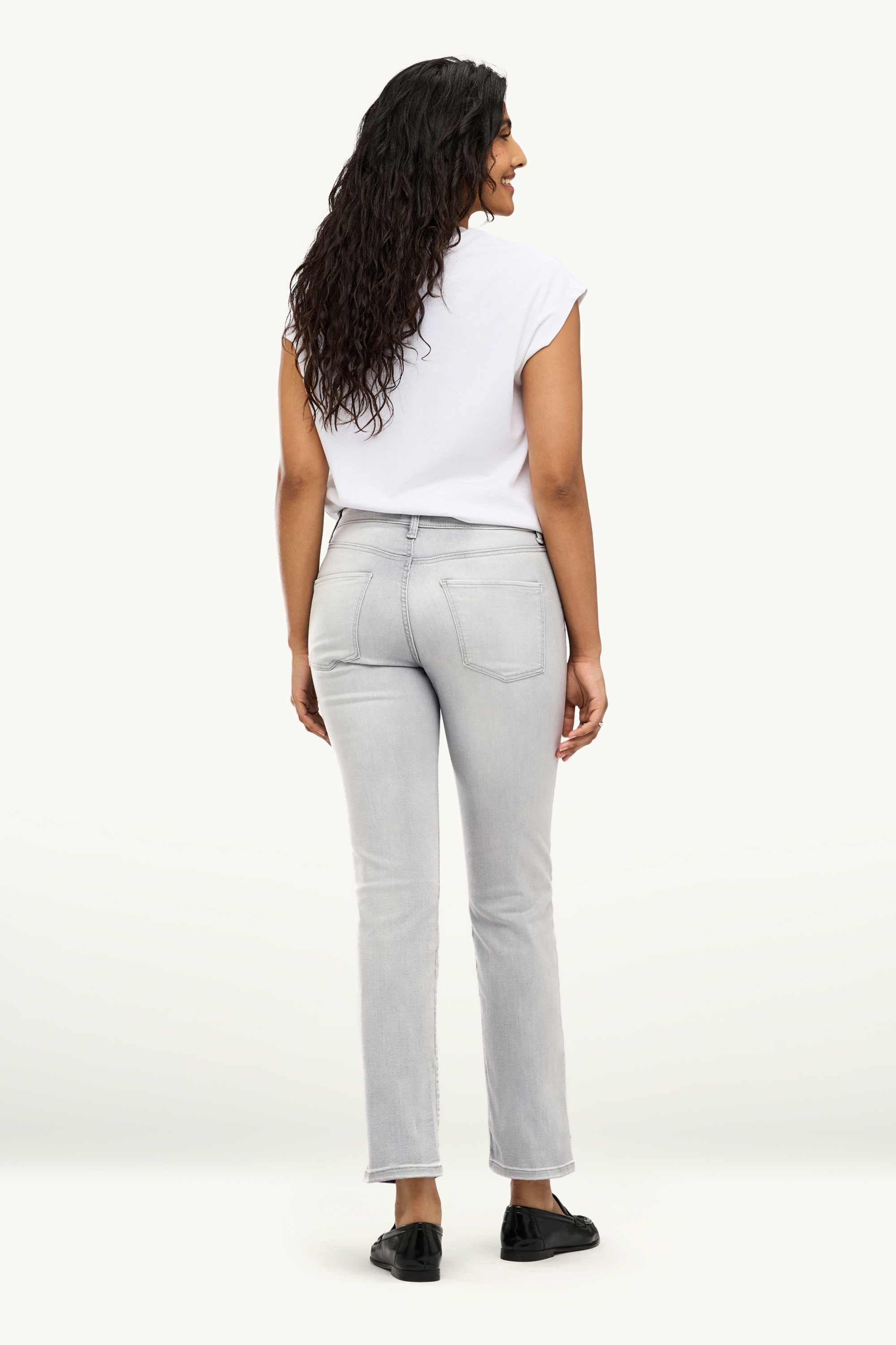 Cropped straight jeans - mid-rise waist - LYCRA® denim-light gray