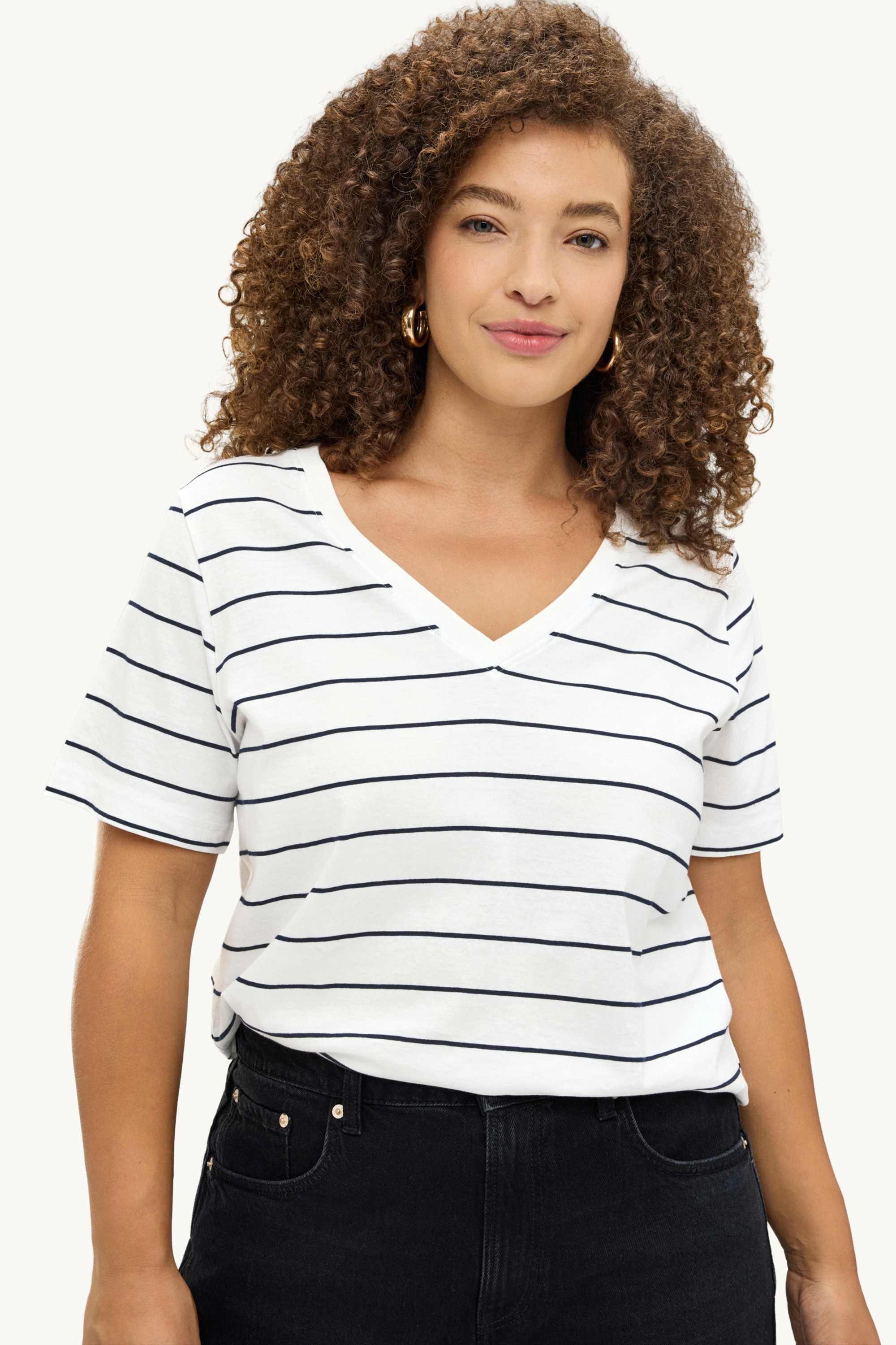 V-neck T-shirt - regular fit - striped white / black