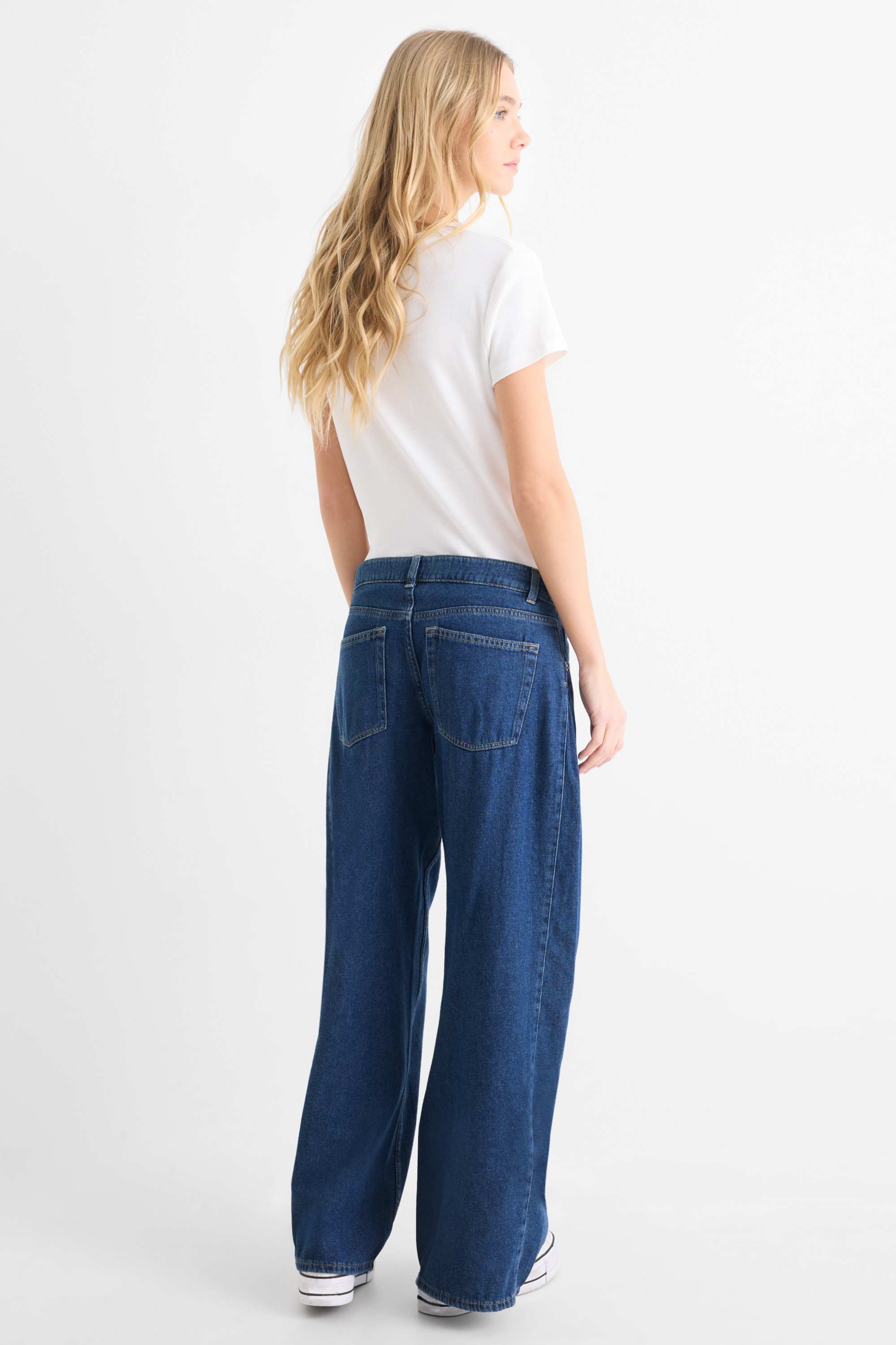 Wide leg jeans - low-rise waist blue denim