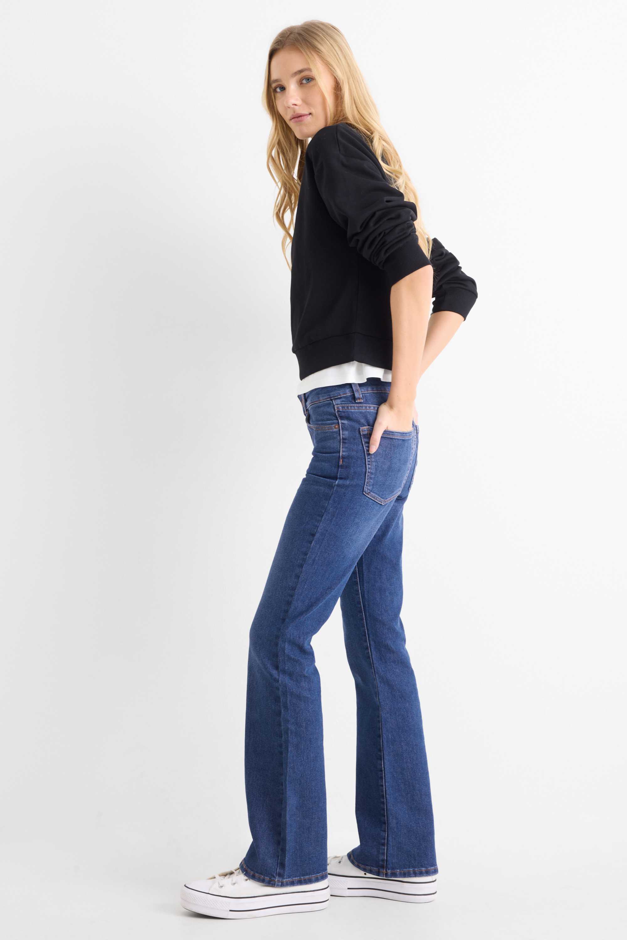 Bootcut jeans - low-rise waist blue denim