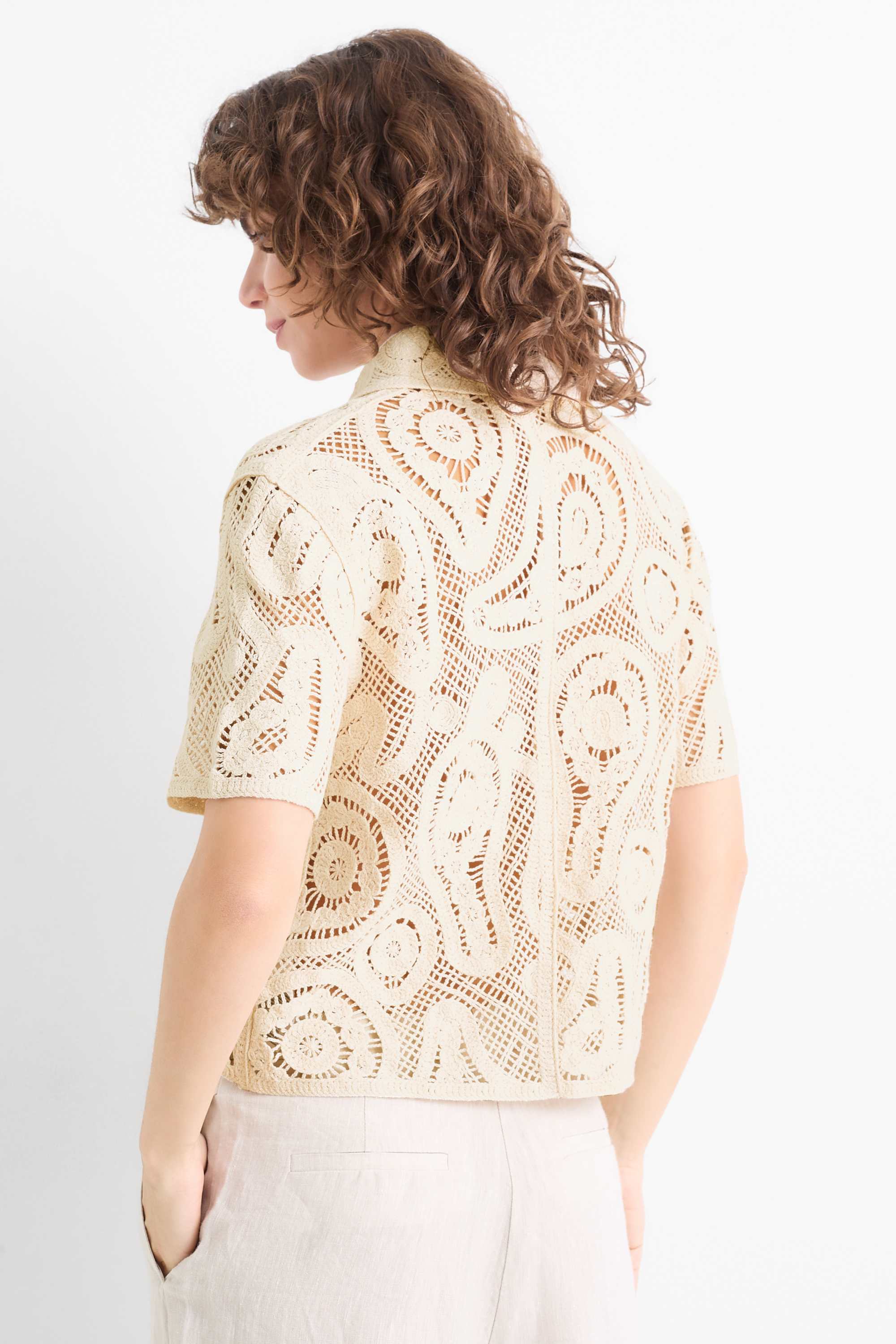 Crocheted jumper cremewhite