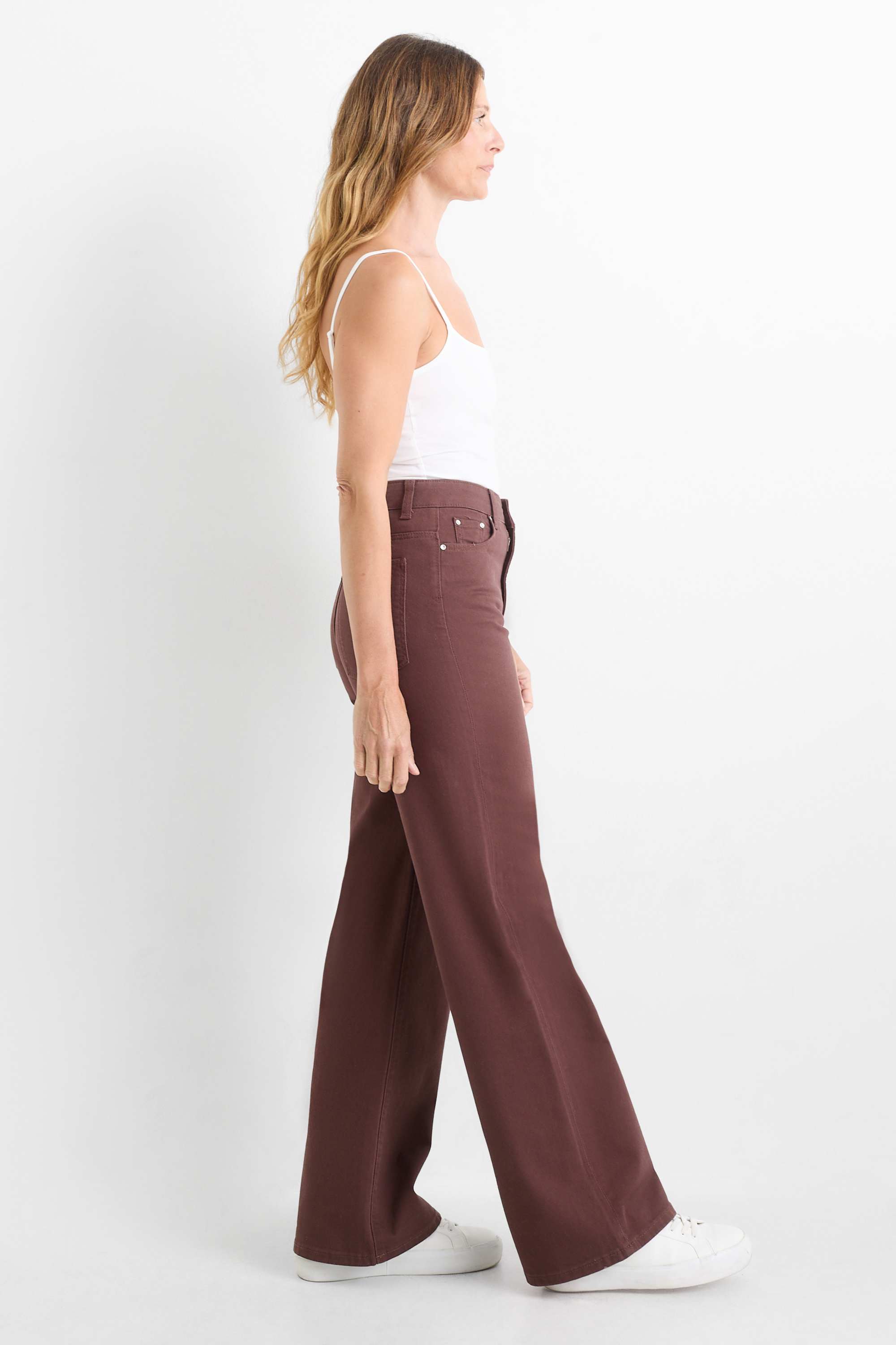 Cloth trousers - high waist - wide leg brown