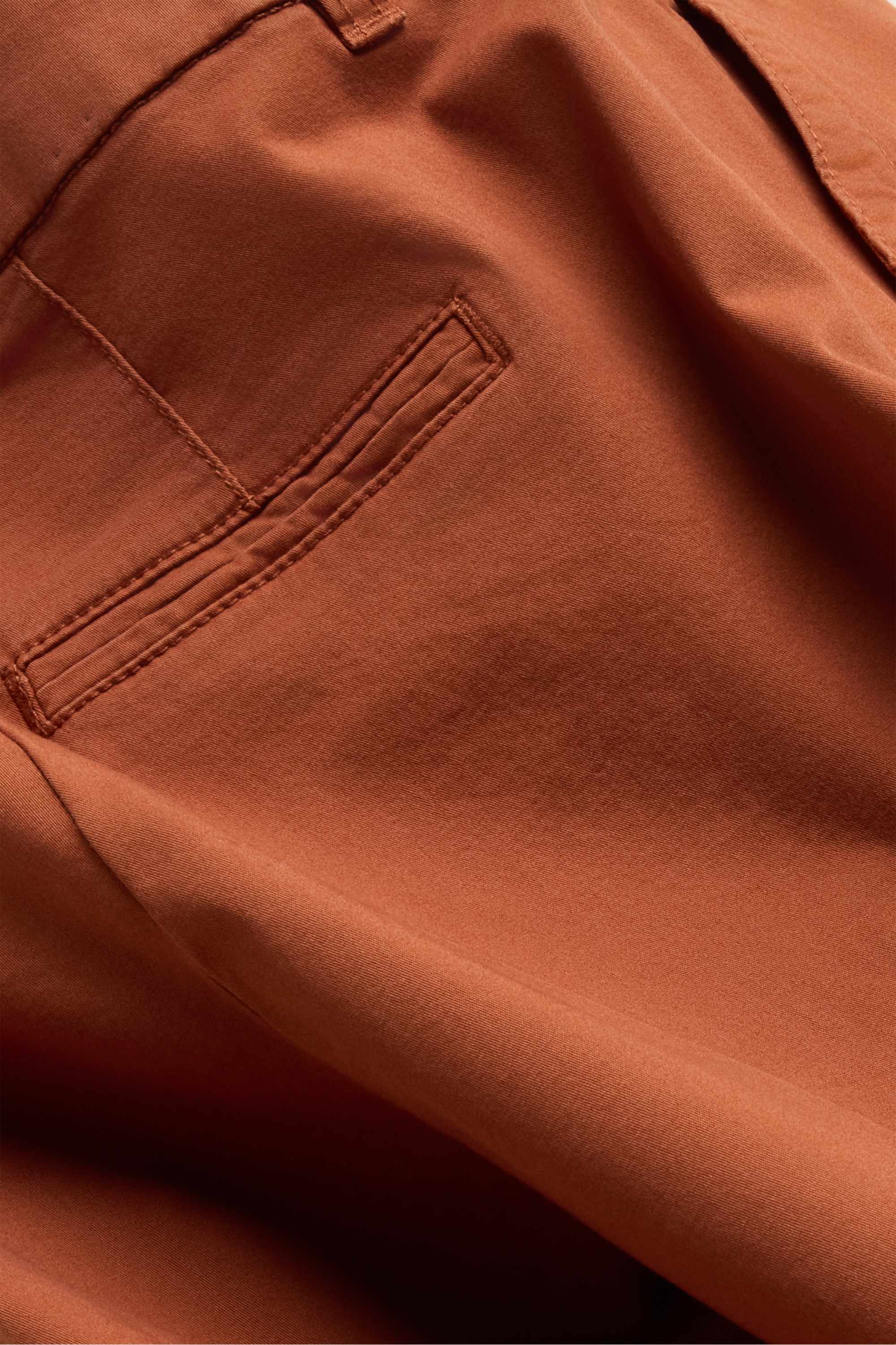 Cloth trousers - mid-rise waist - tapered fit brown