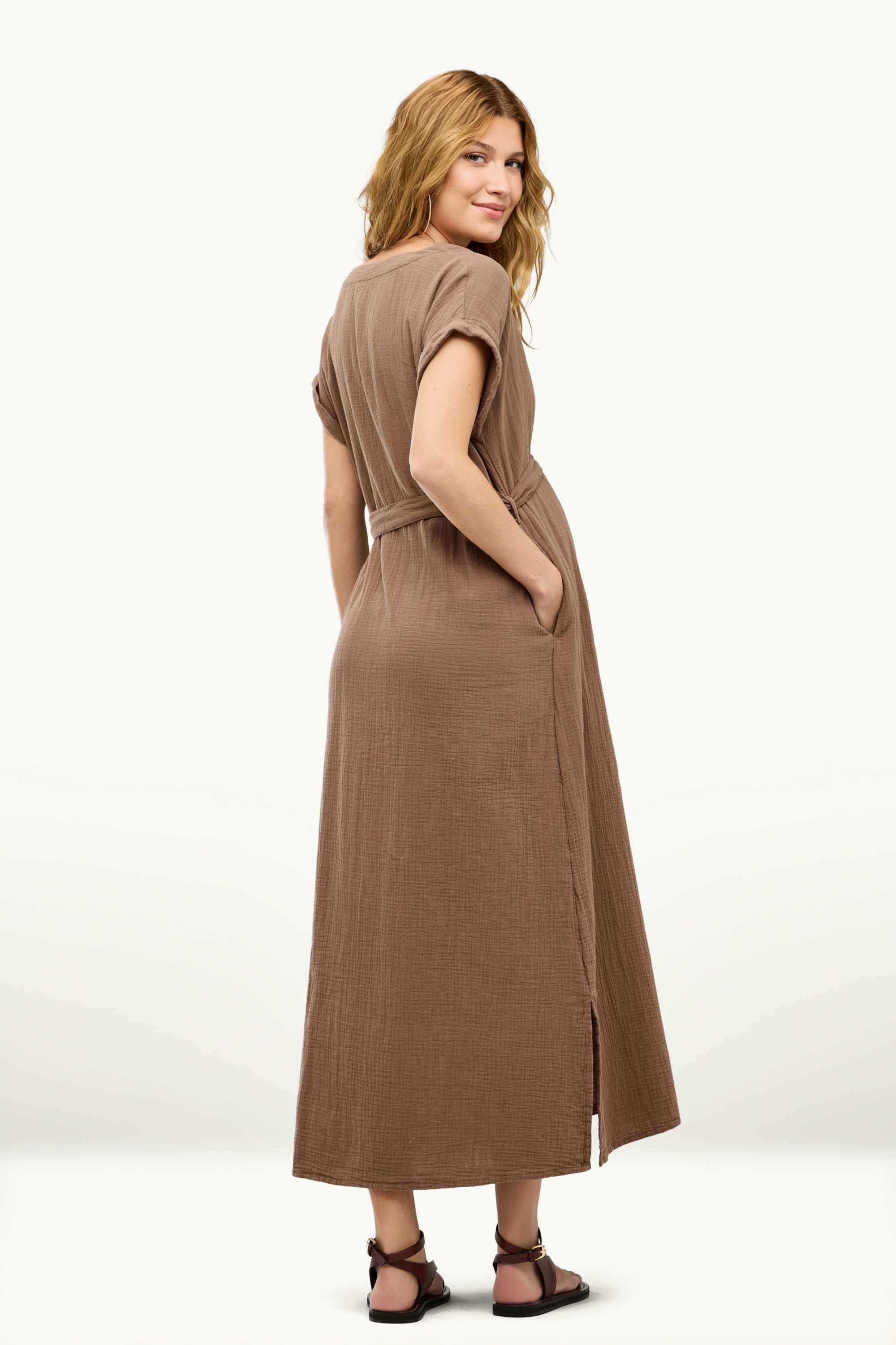 V-neck nursing dress - textured brown