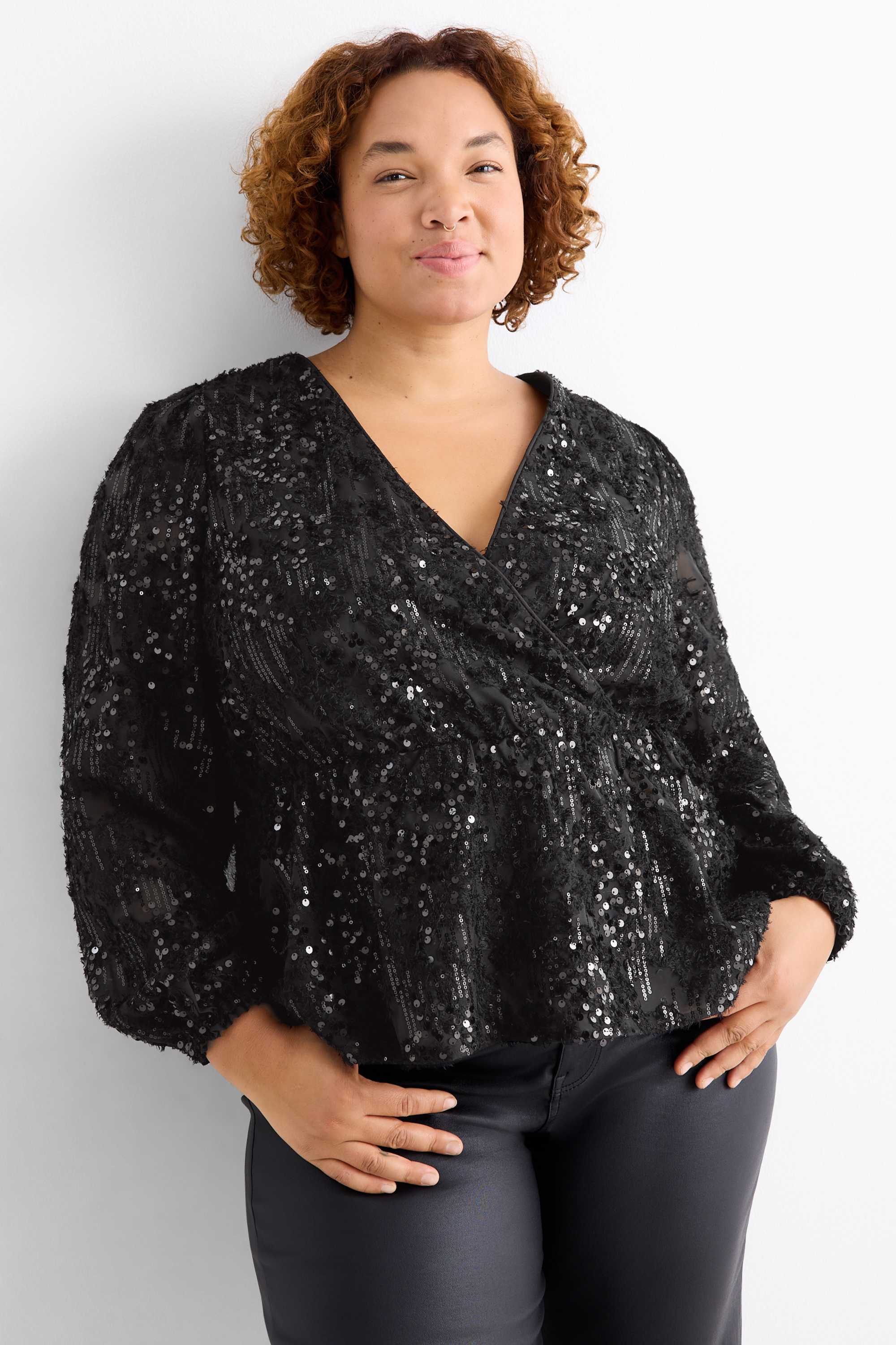 Chiffon sequin blouse black