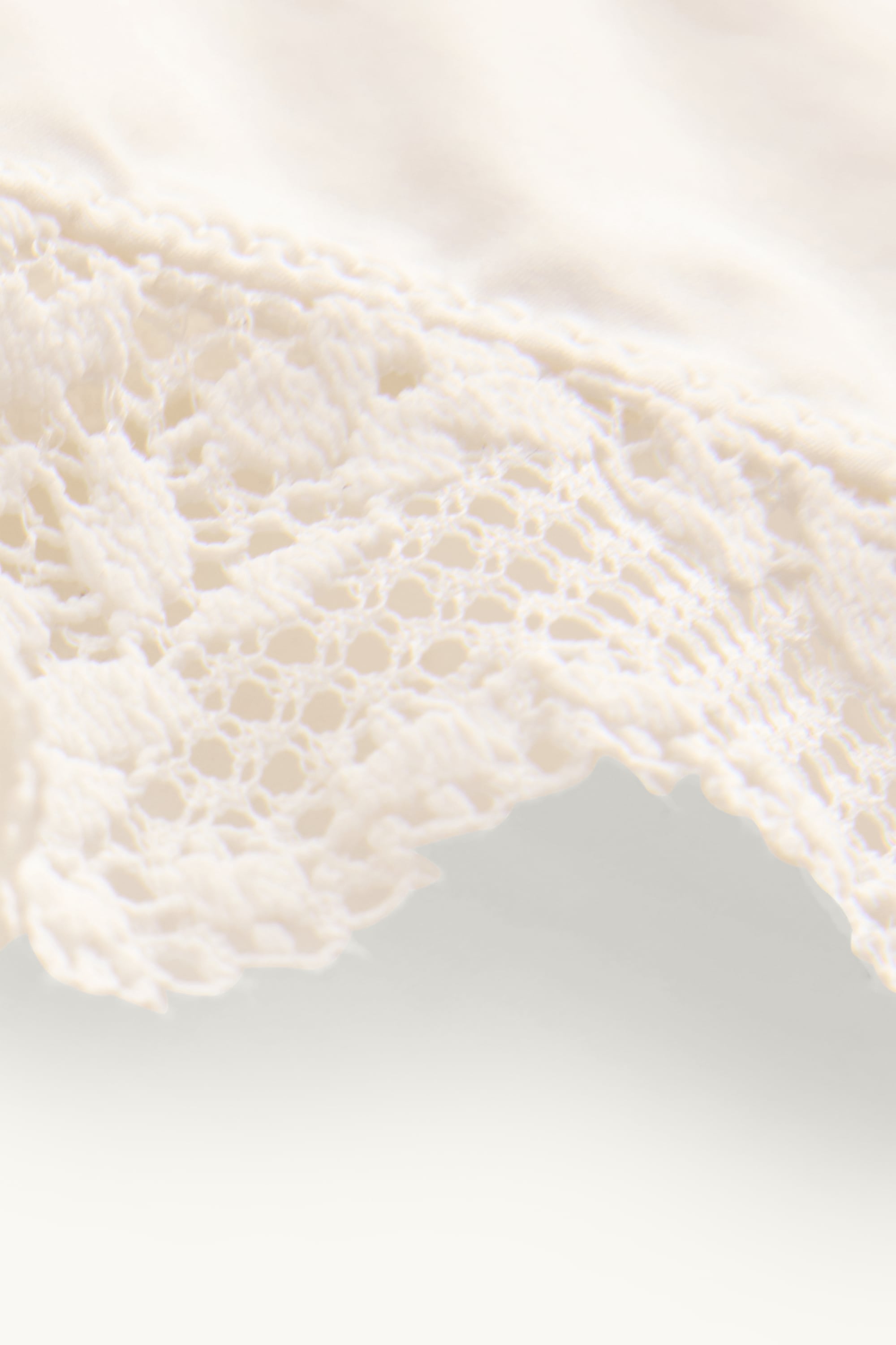 Thong white