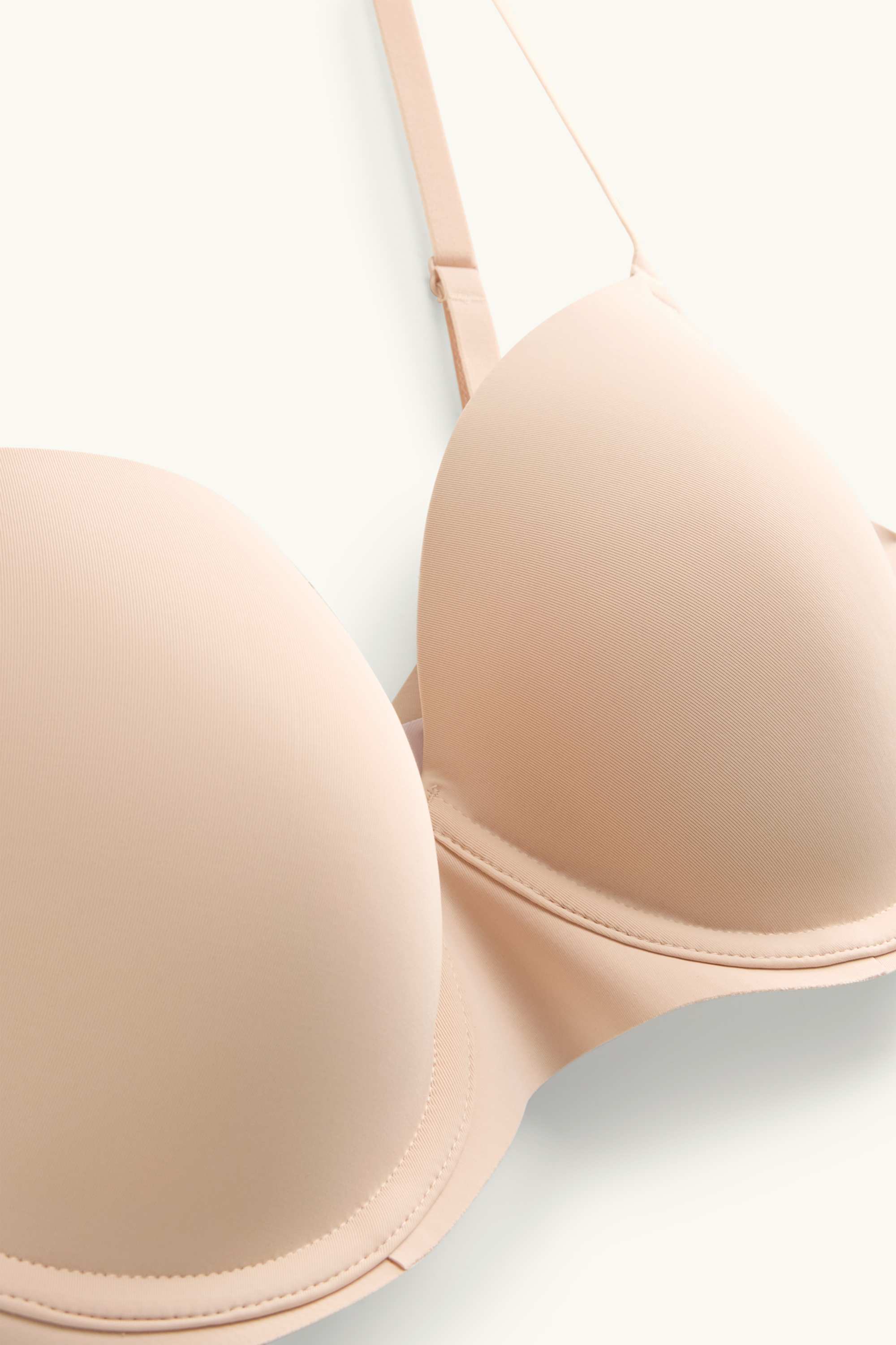 Invisible underwire bra - FULL COVERAGE - padded - LYCRA® beige