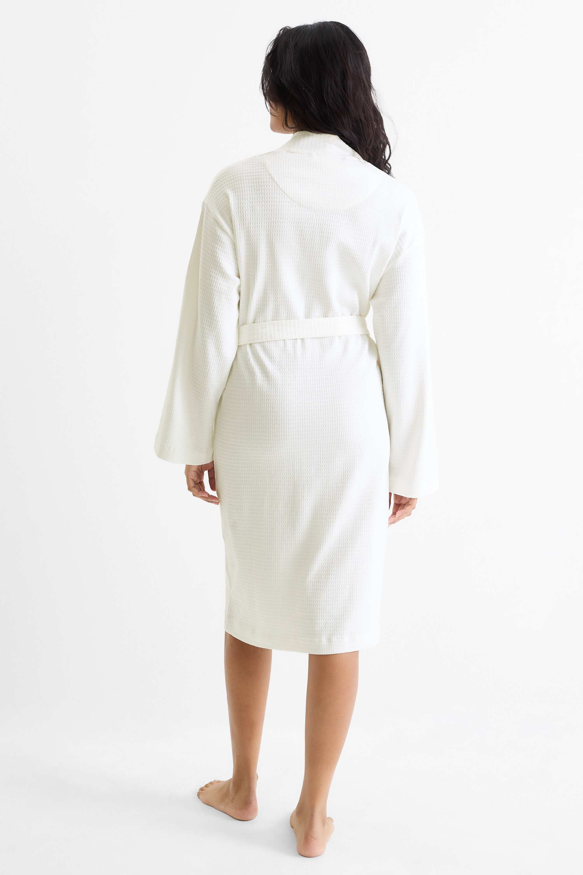 Bathrobe - textured white