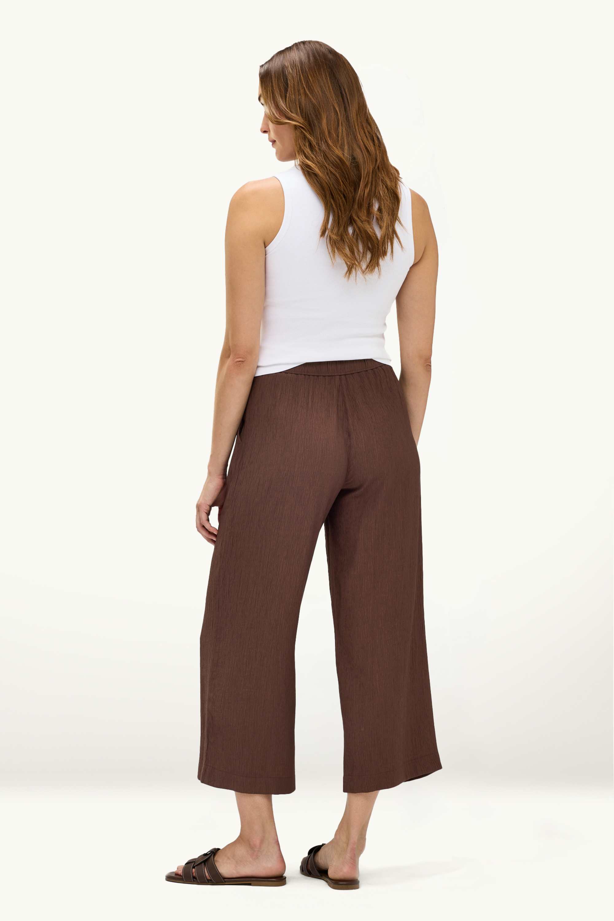Cloth trousers - high waist - wide leg brown