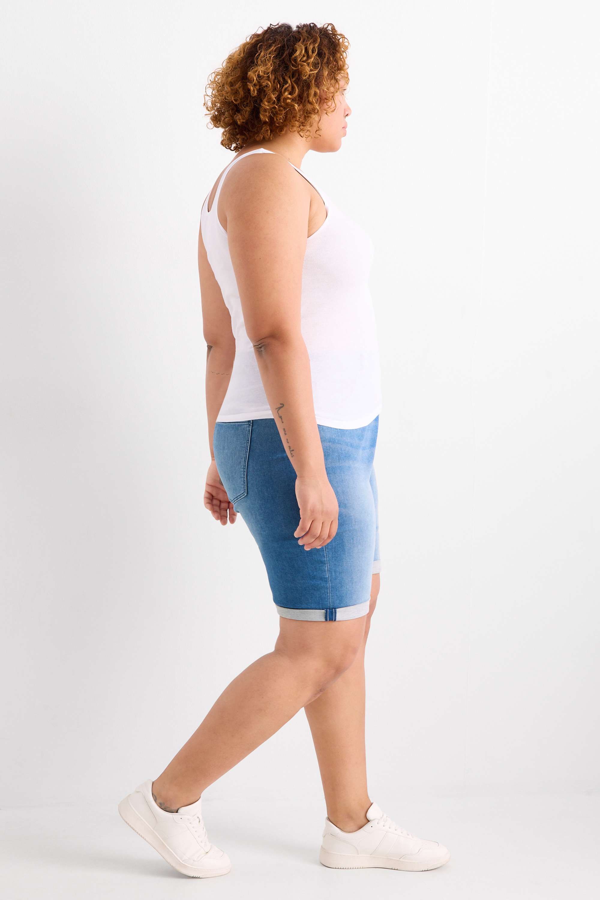 Denim Bermuda shorts - mid-rise waist - jog denim blue