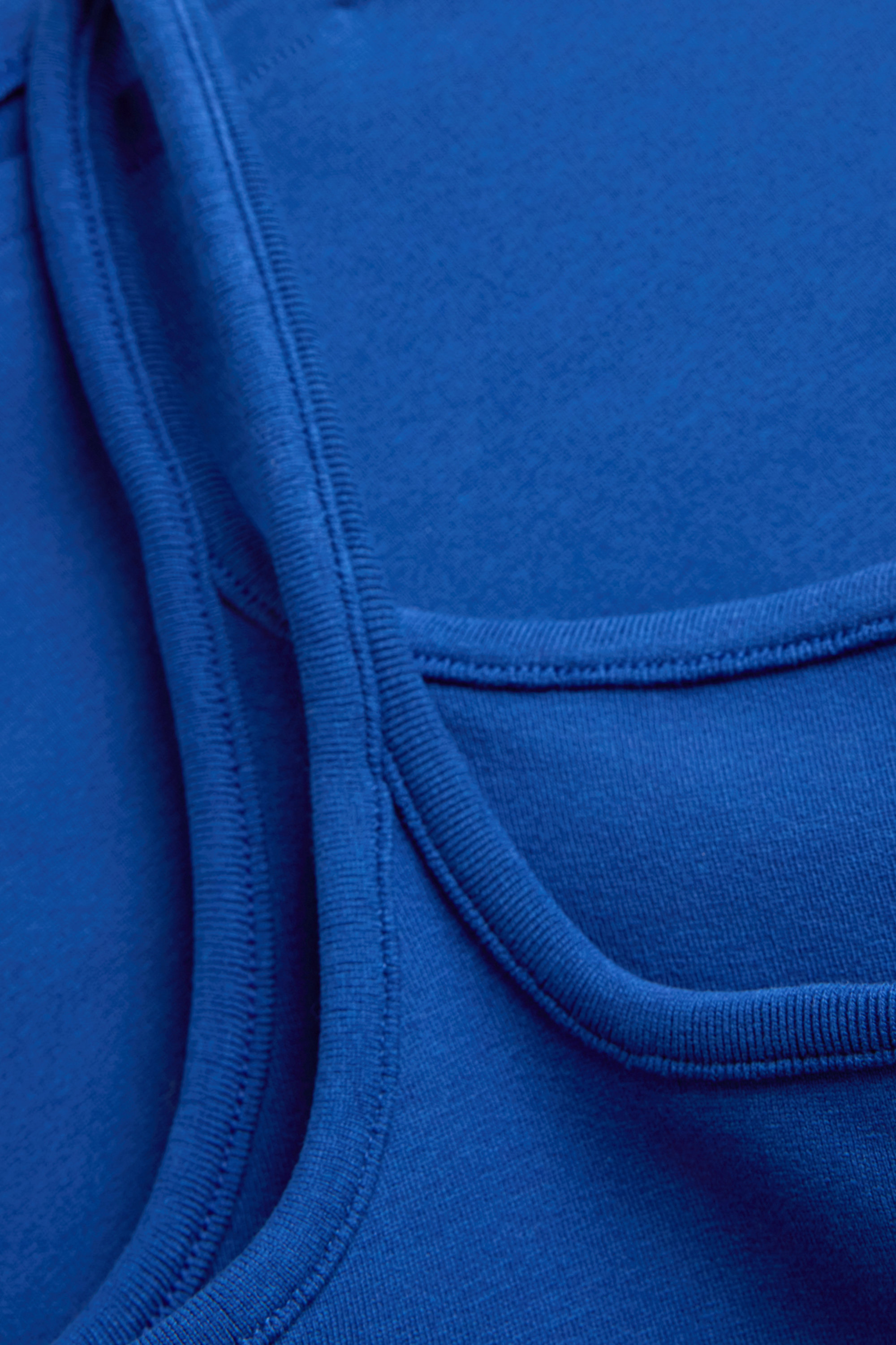 Top blue