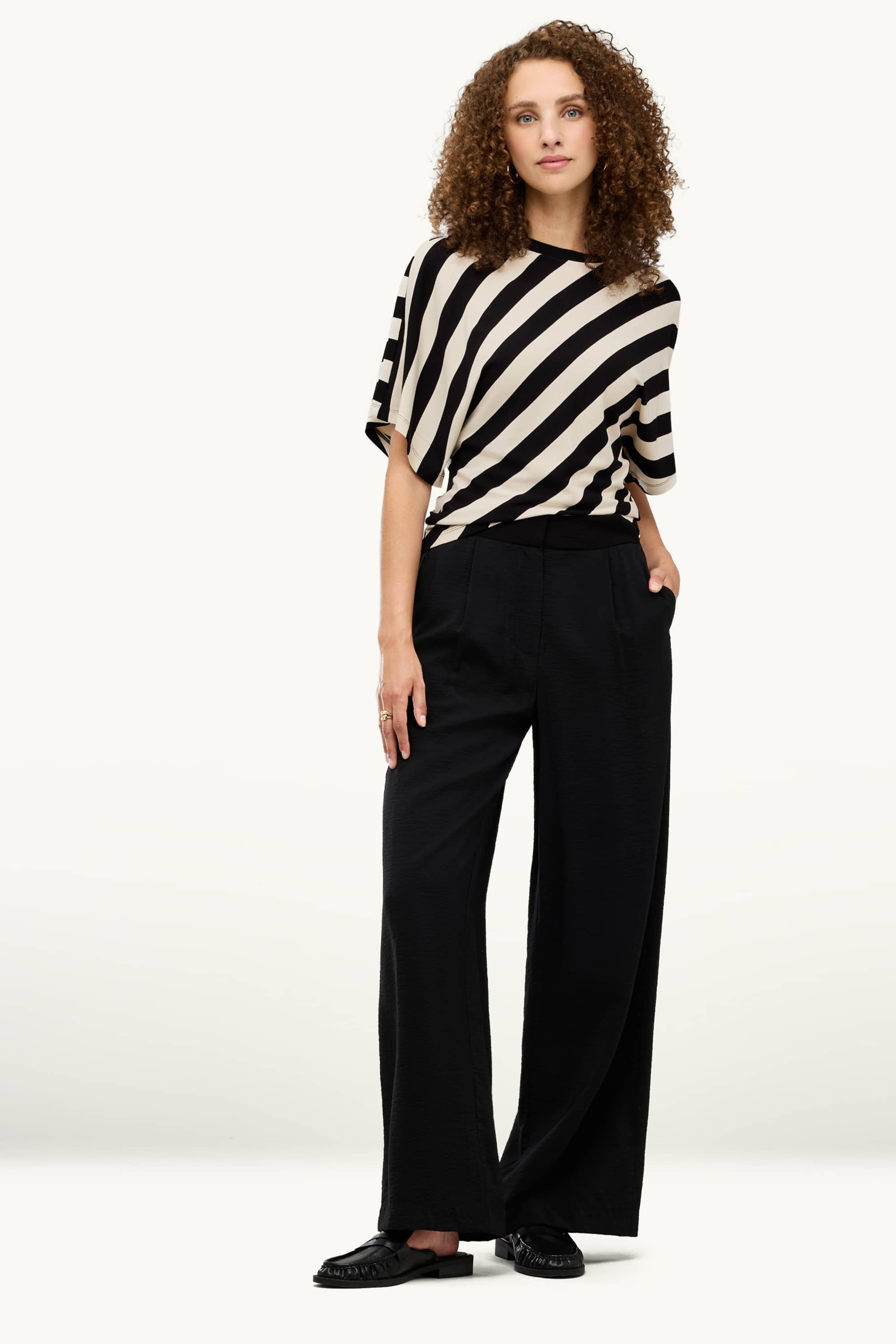 T-shirt - regular fit - striped black / beige
