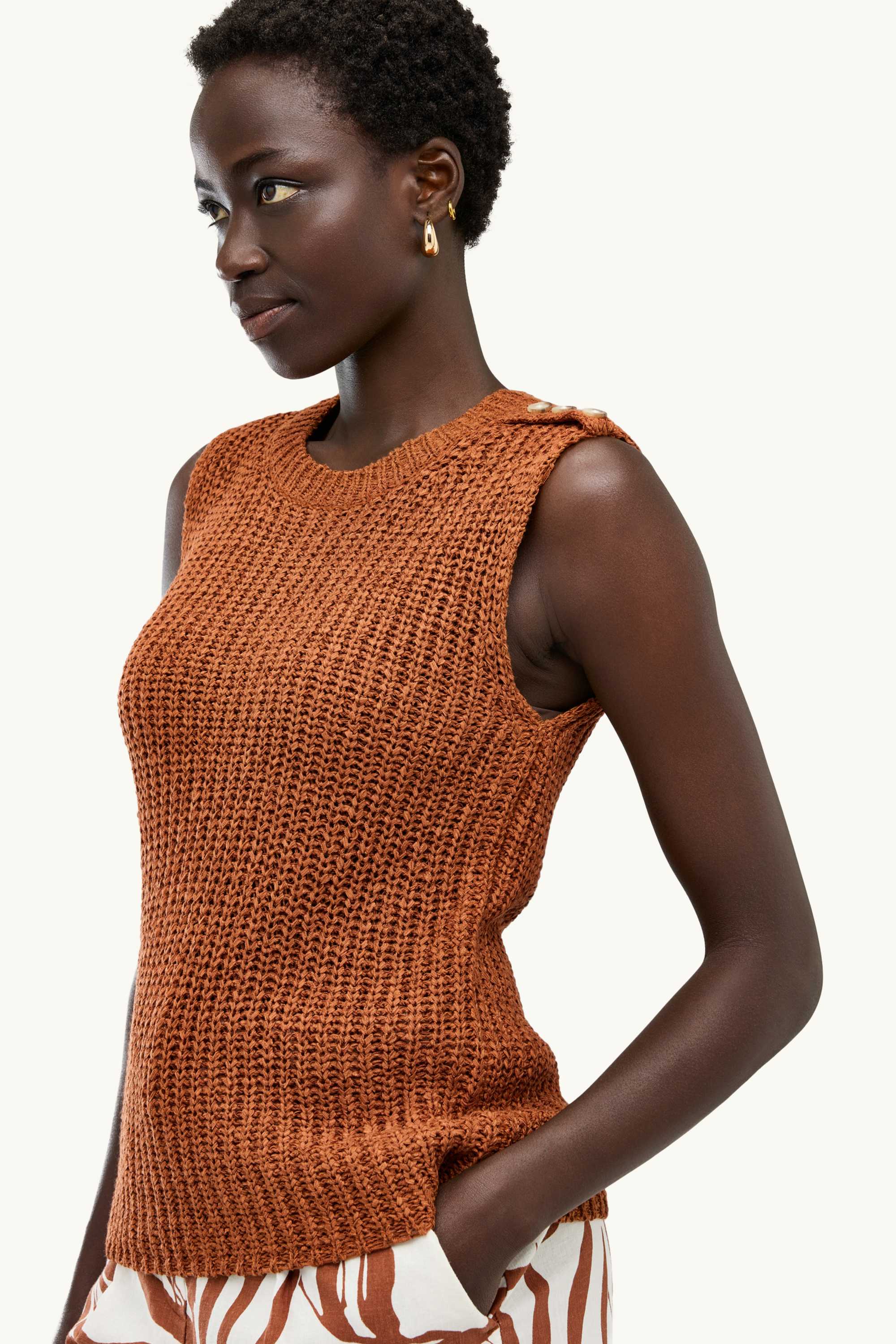 Slipover brown