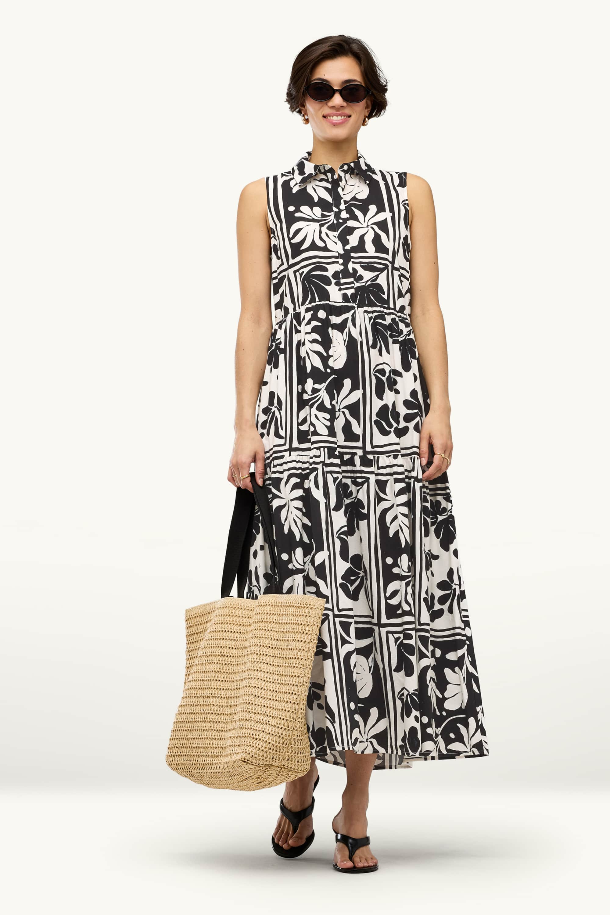 Dress black / white