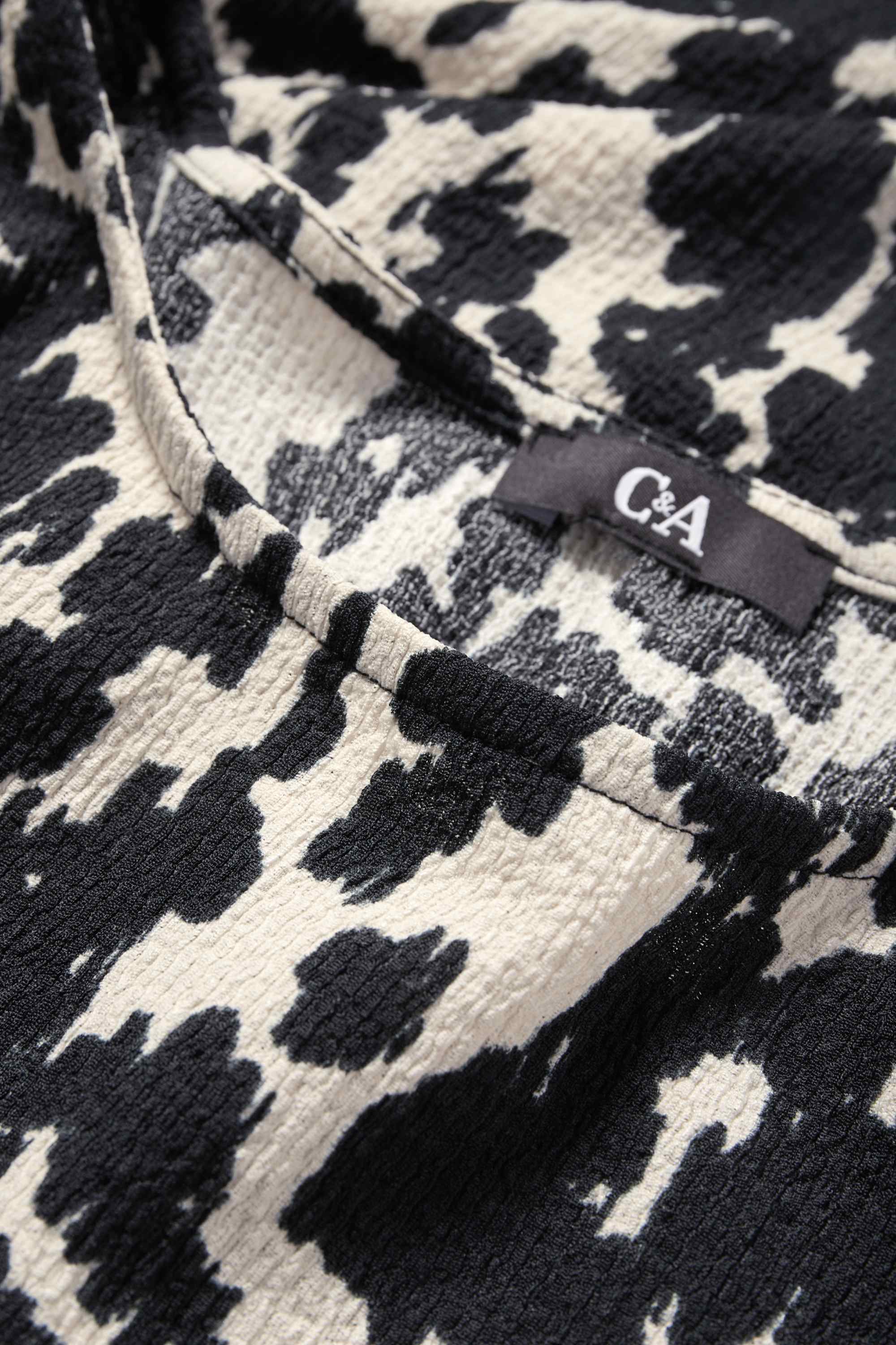 T-shirt - relaxed fit - patterned black / white