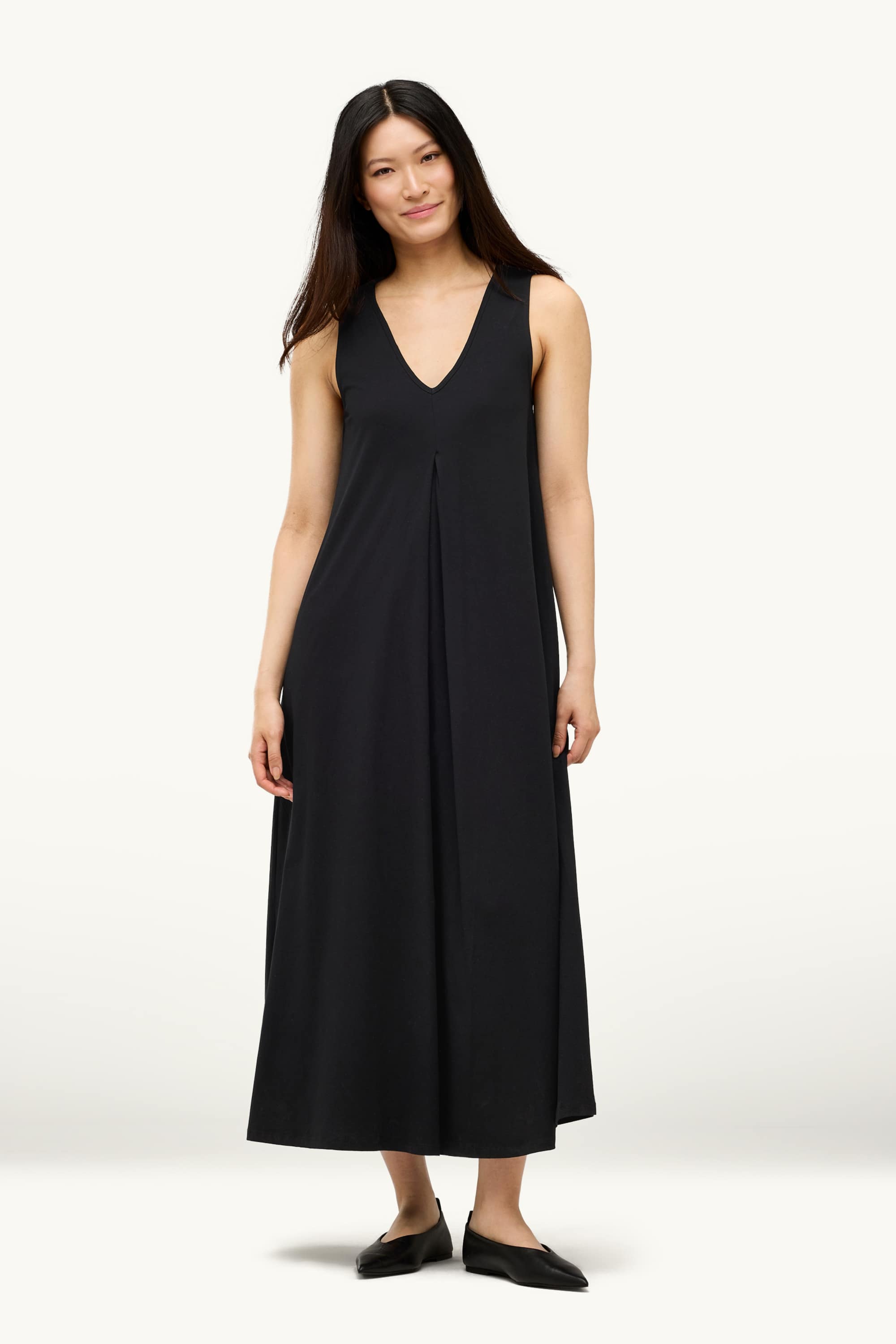 V-neck A-line dress black