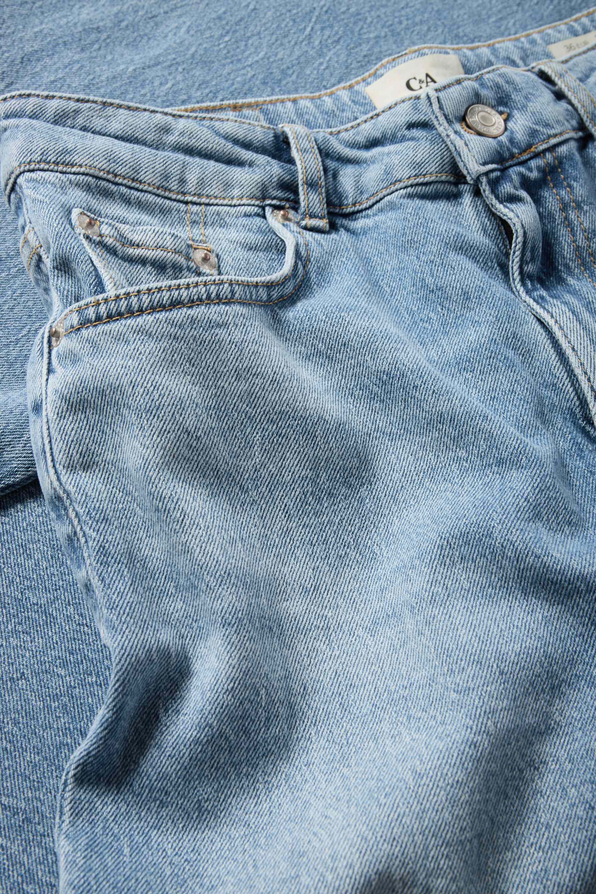 Flared jeans - high waist blue denim