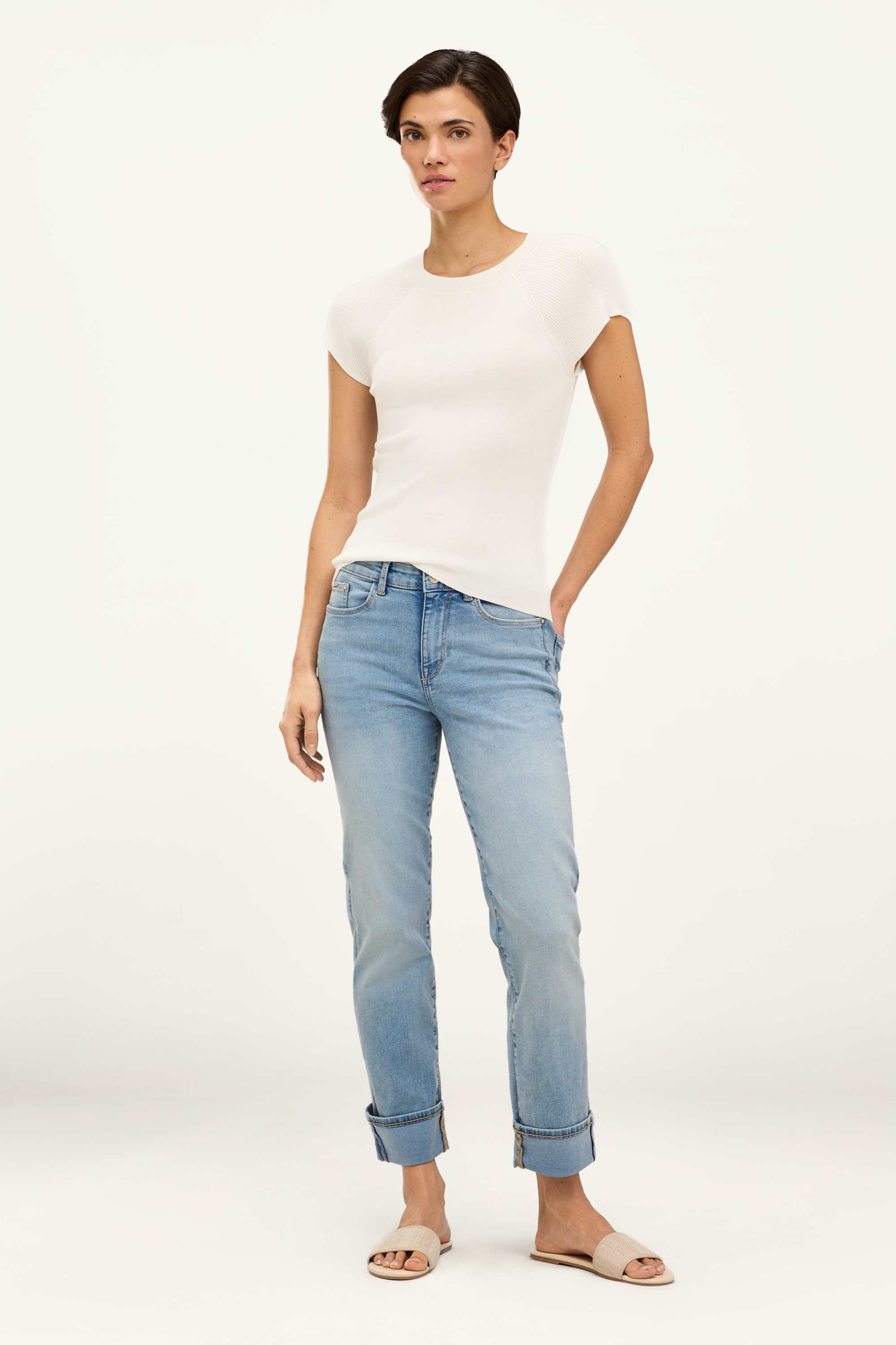 Knitted jumper - short sleeve white