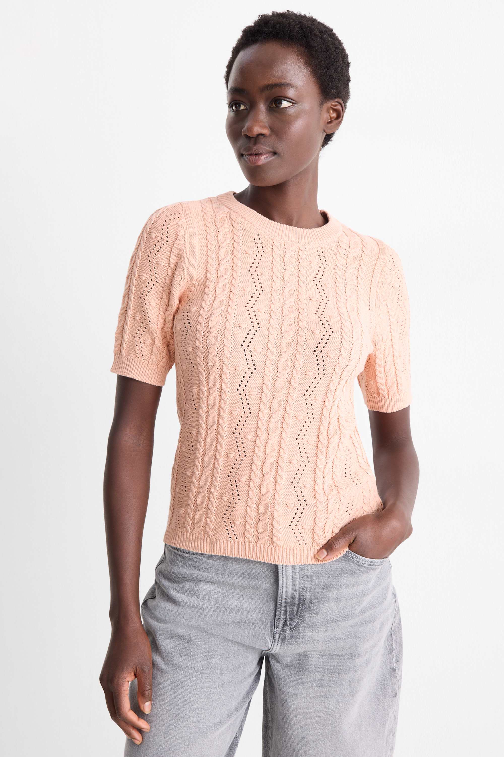 Knitted jumper - short sleeve - cable knit pattern rose