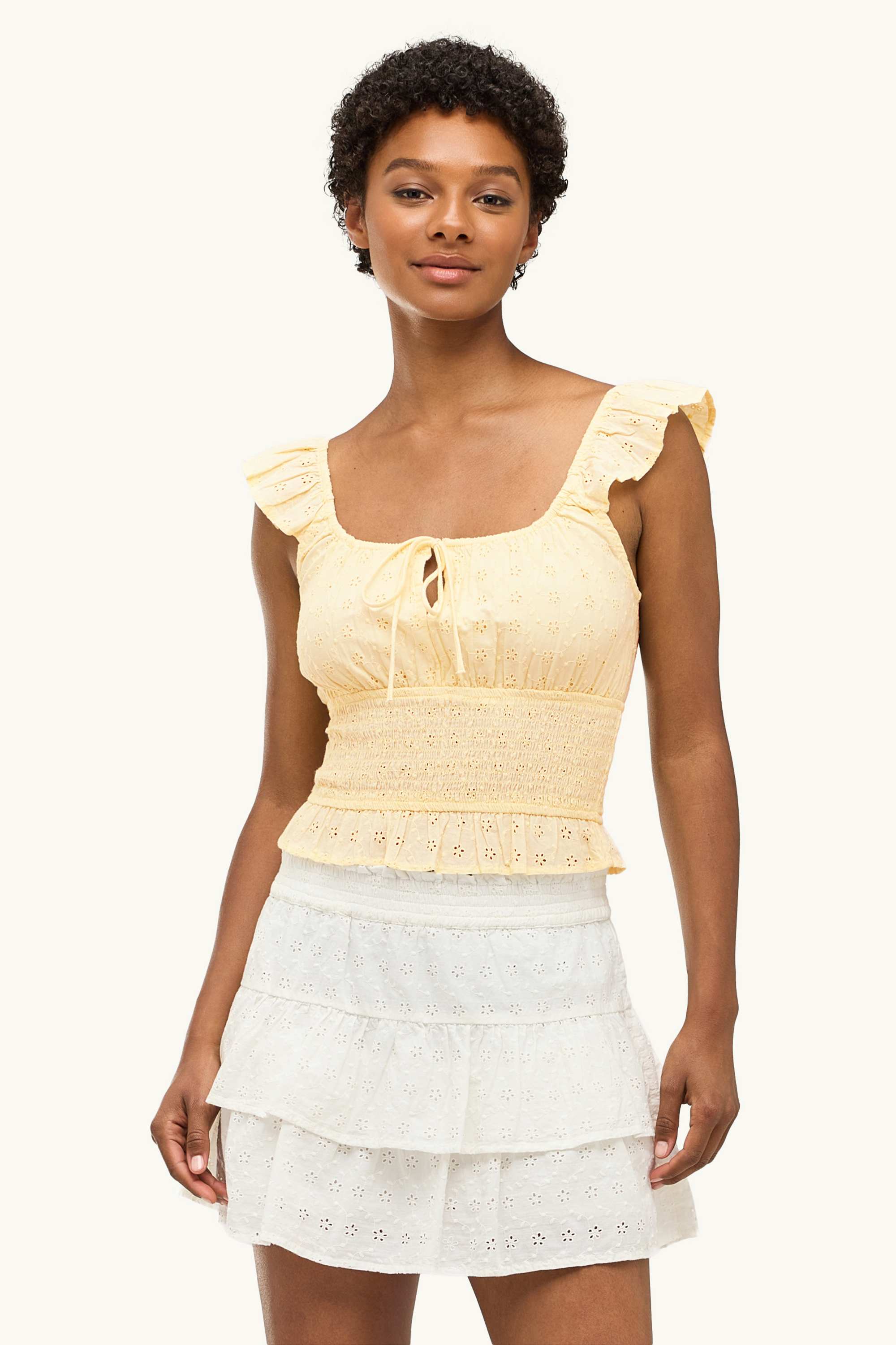 Cropped blouse - broderie anglaise apricot