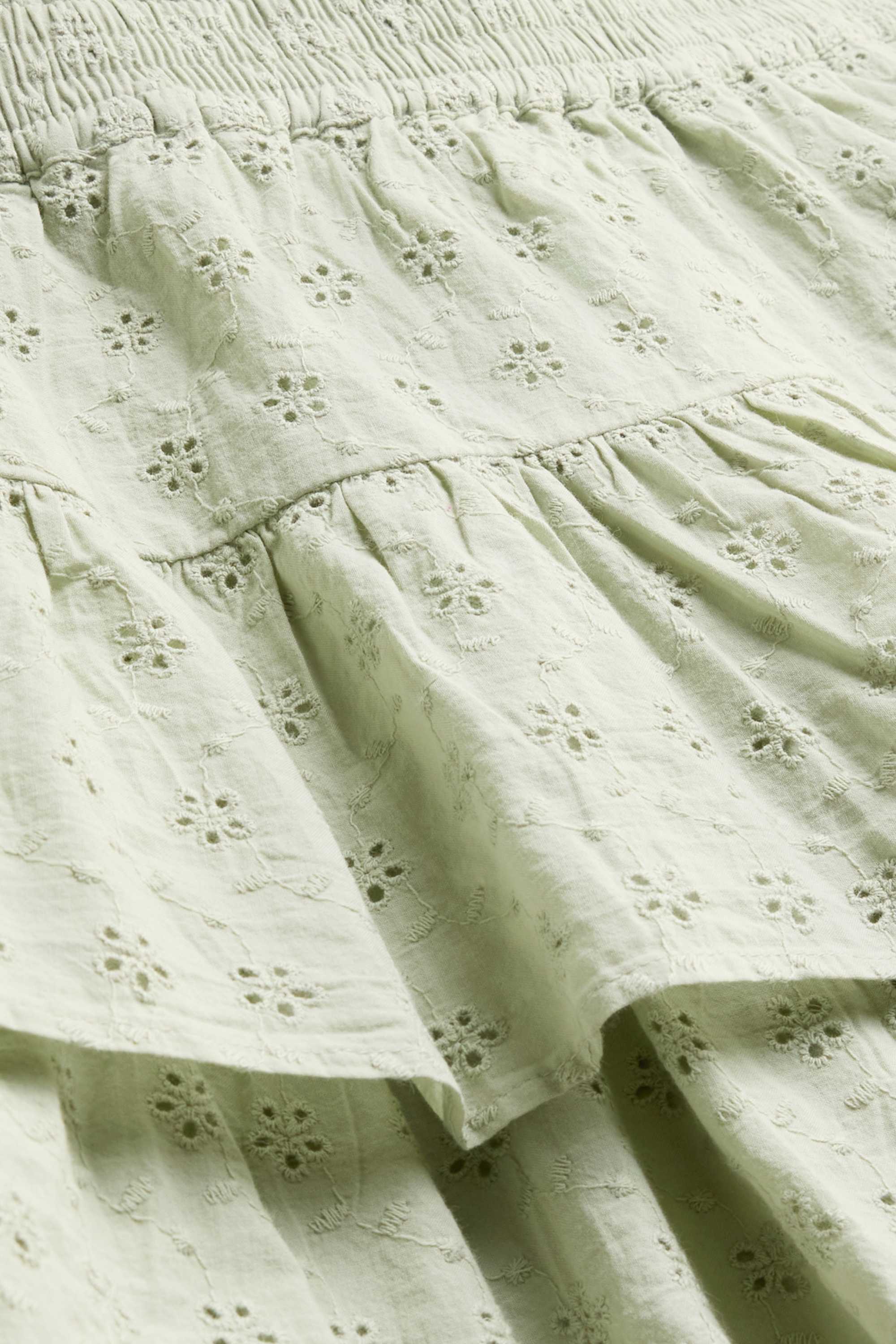 Skirt - broderie anglaise light green