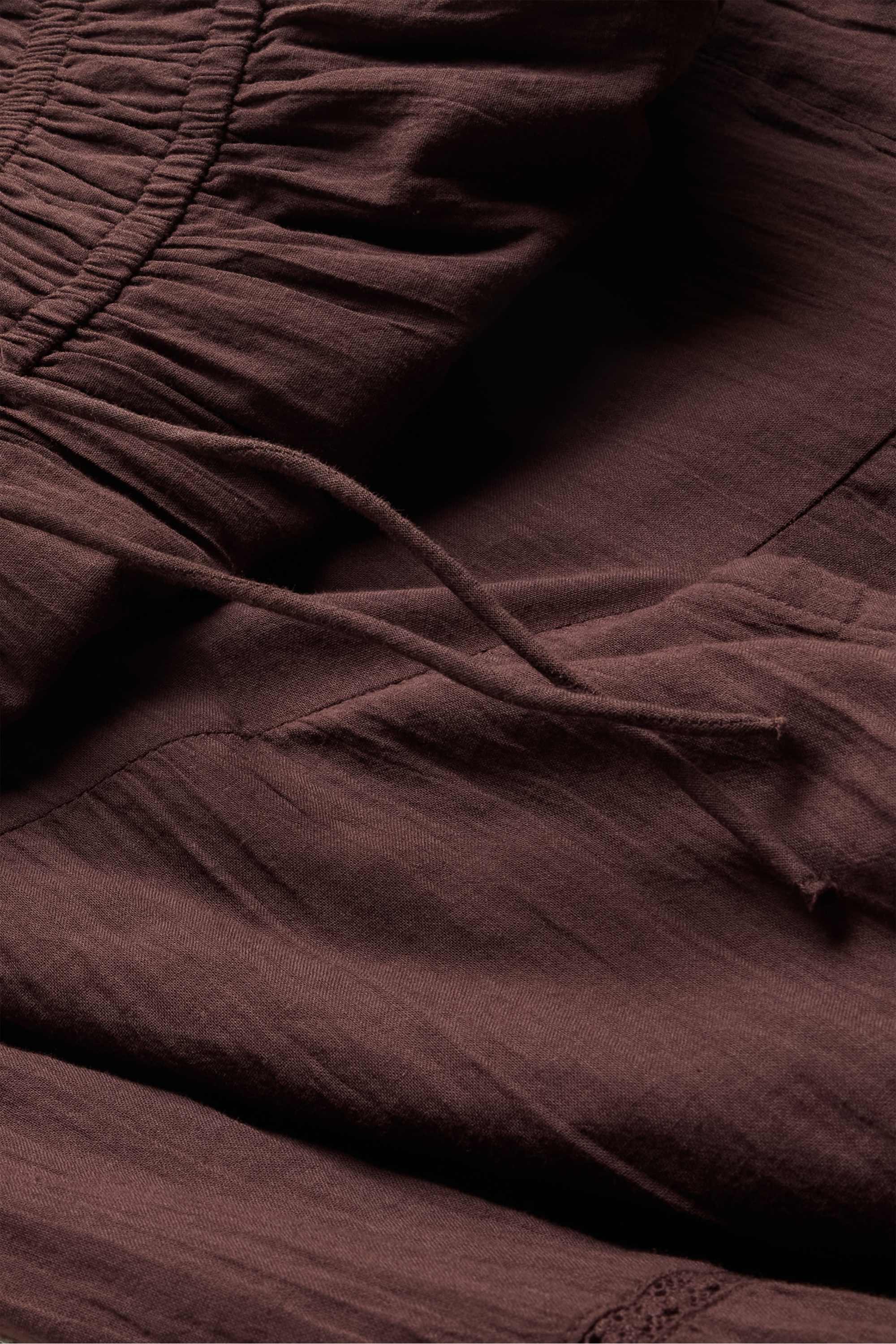 Fit & flare V-neck dress dark brown