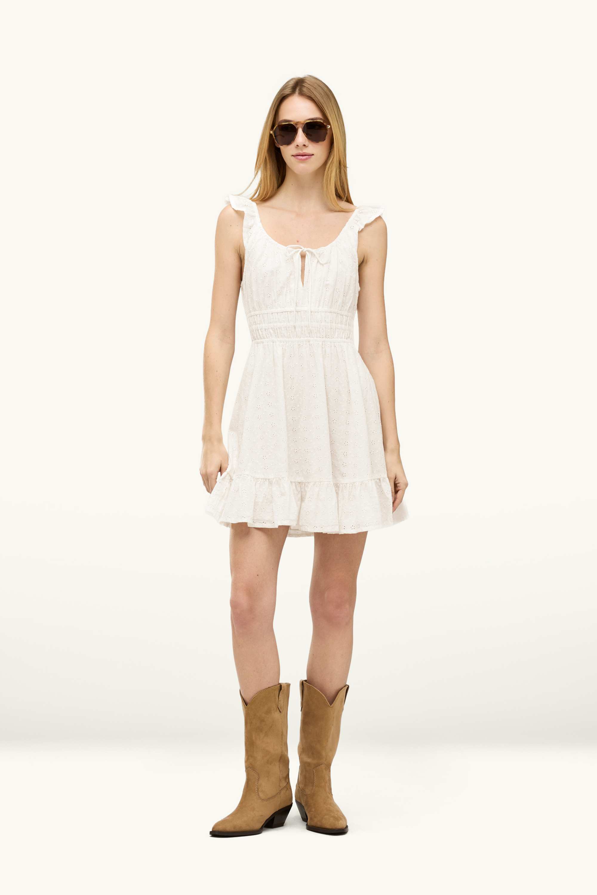 Empire dress white