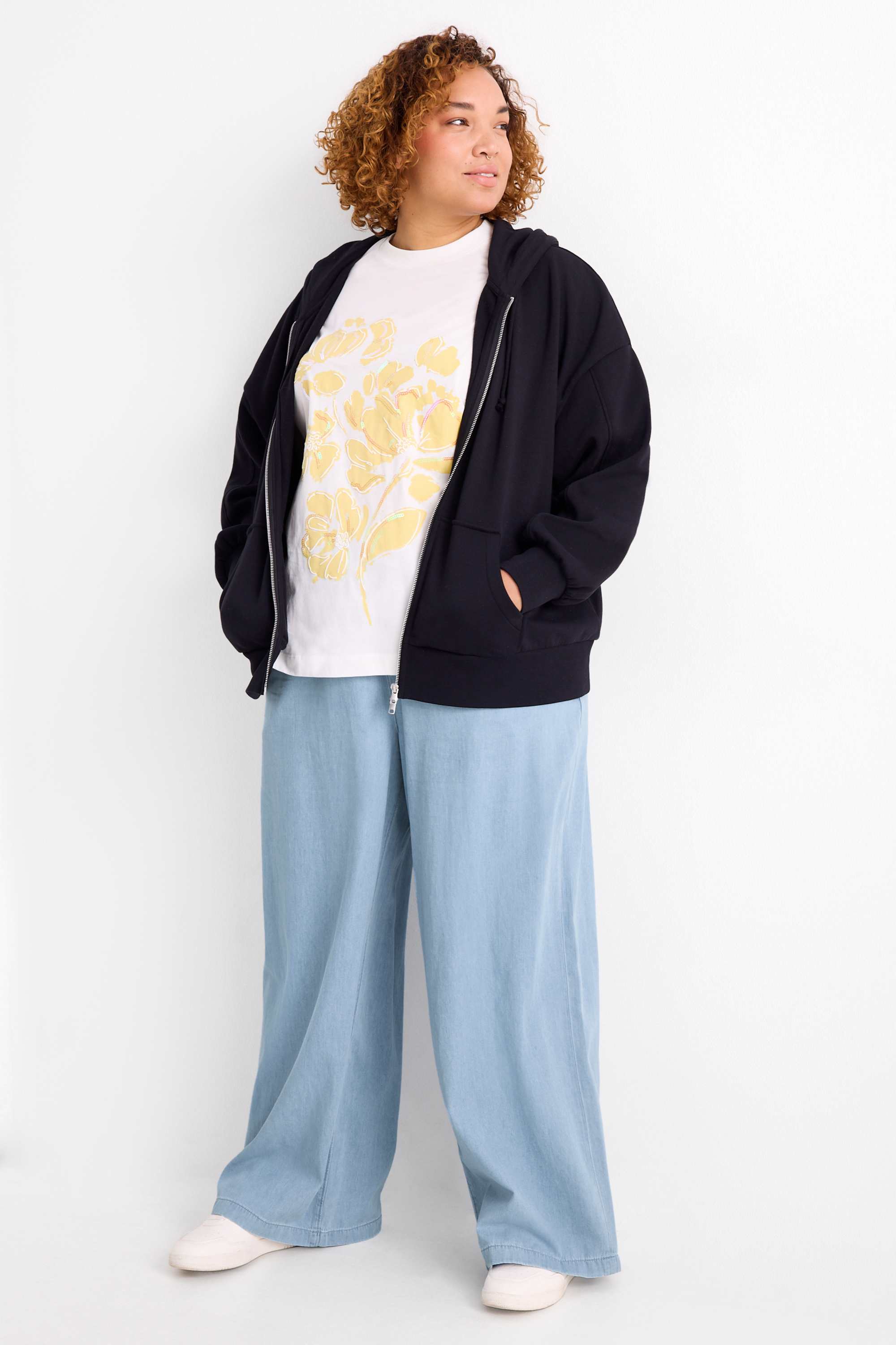 Wide leg jeans - high waist light blue